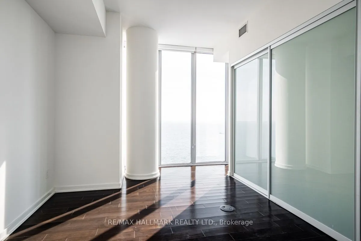 105 The Queensway, #3303