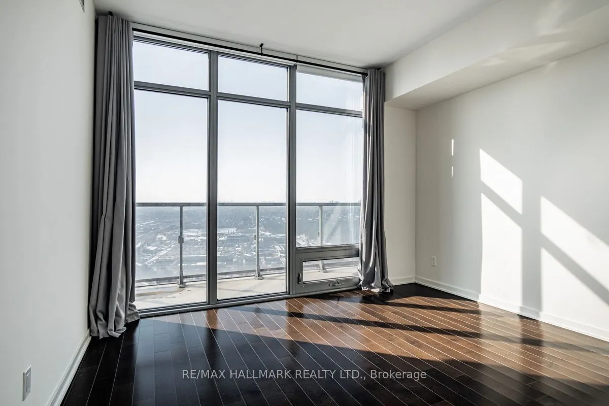 105 The Queensway, #3303