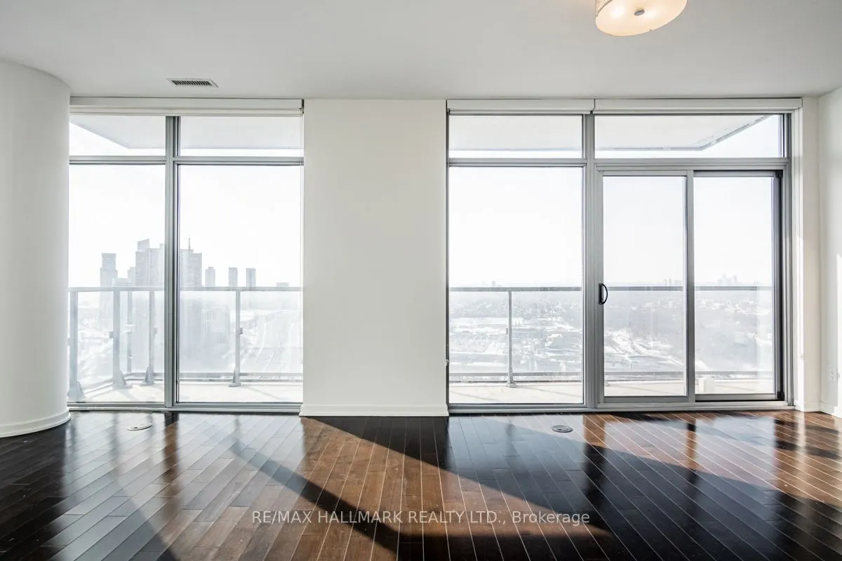 105 The Queensway, #3303