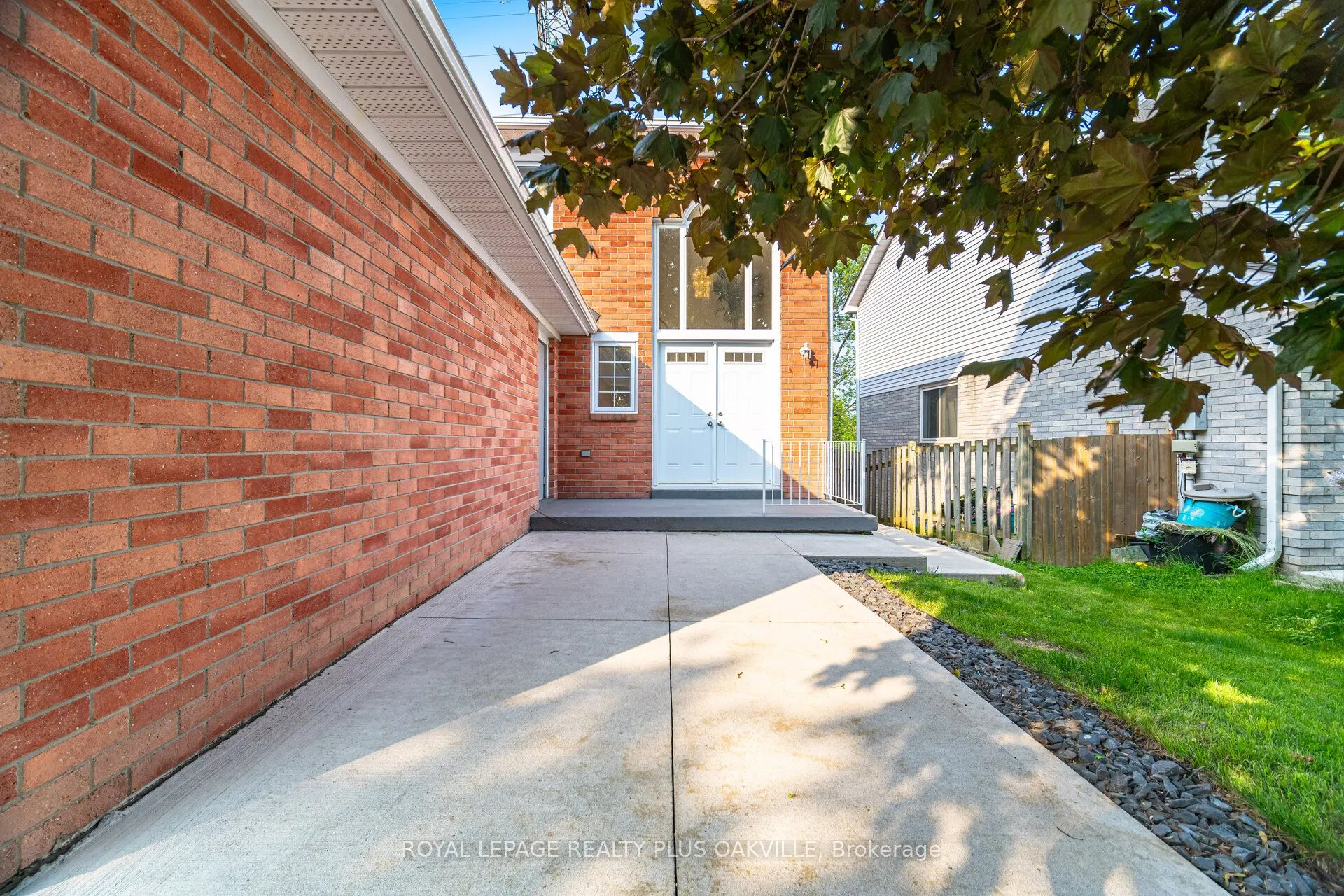 1294 Hammond Street