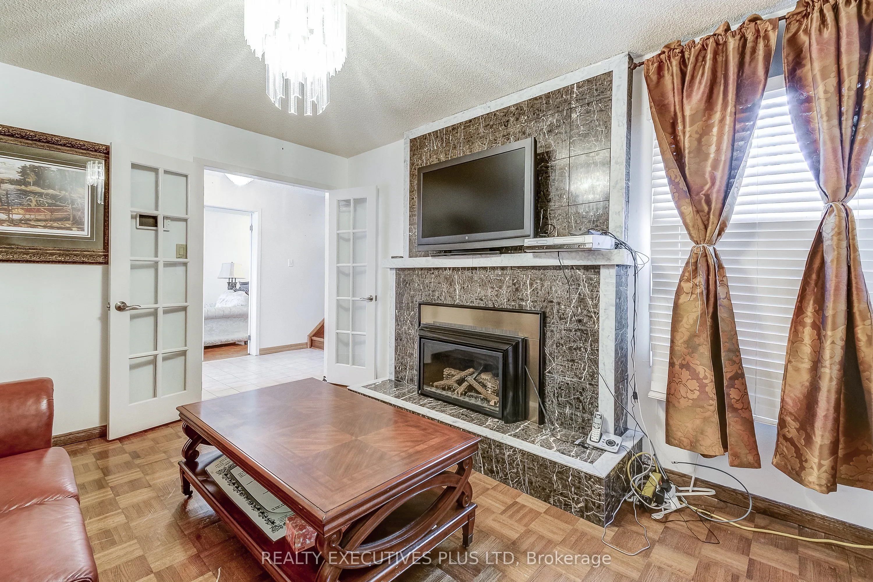 206 Vodden Street W