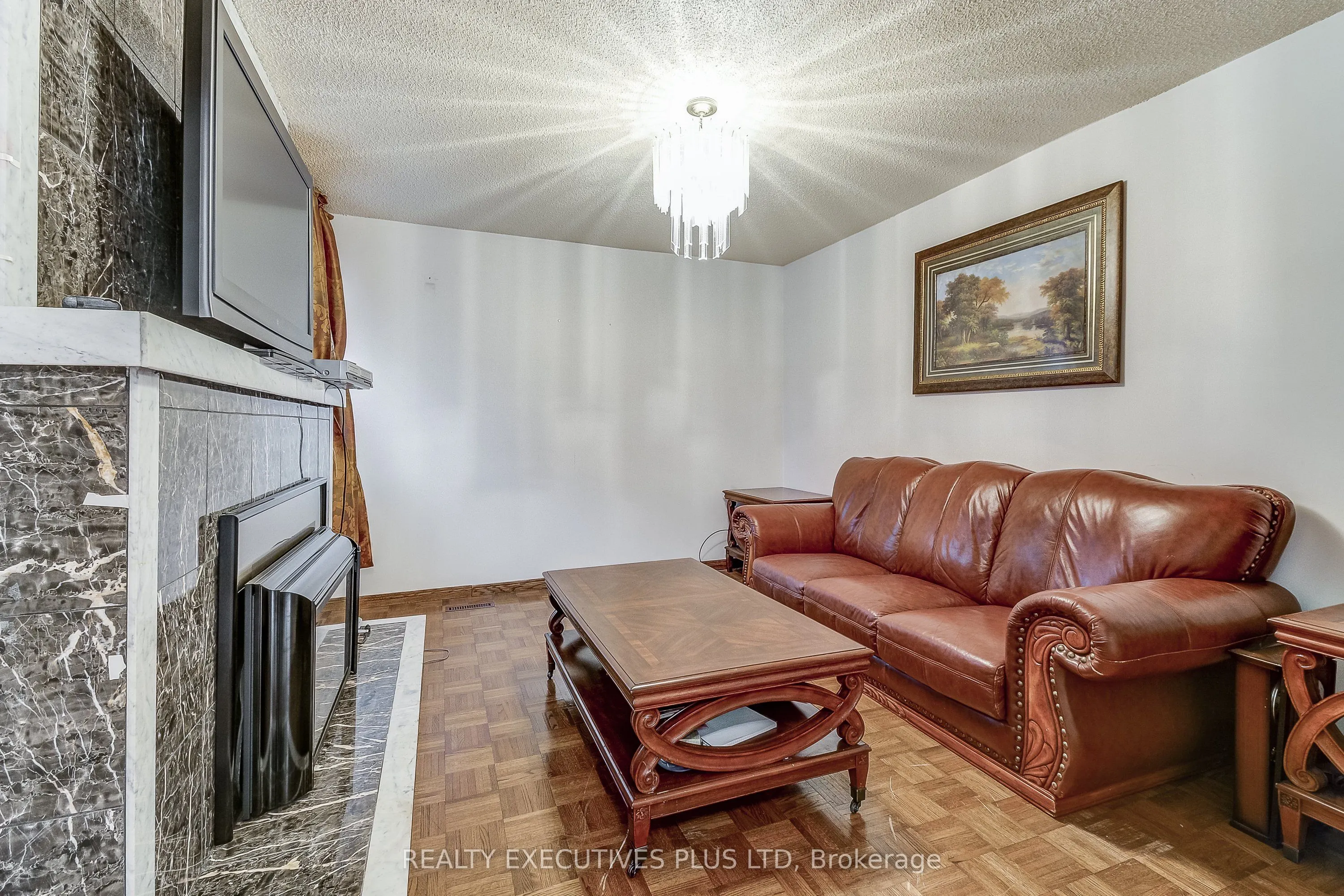 206 Vodden Street W