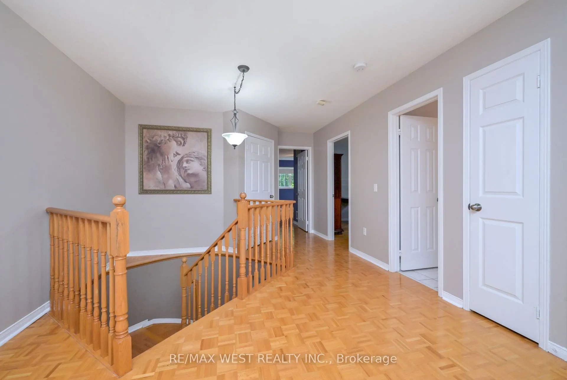 32 Crestridge Drive