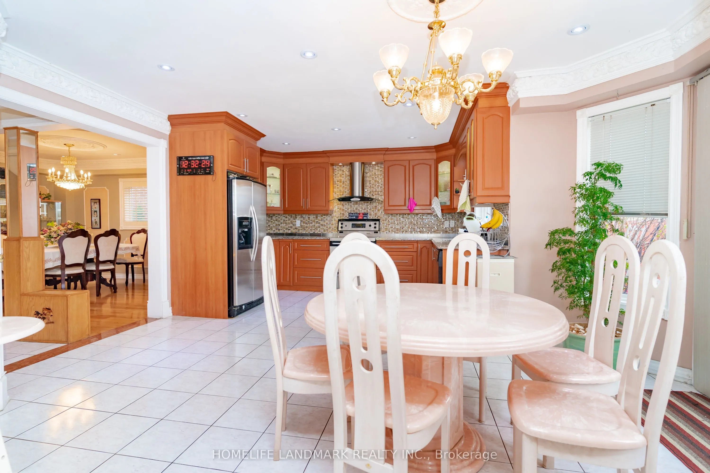3211 Bloomfied Drive