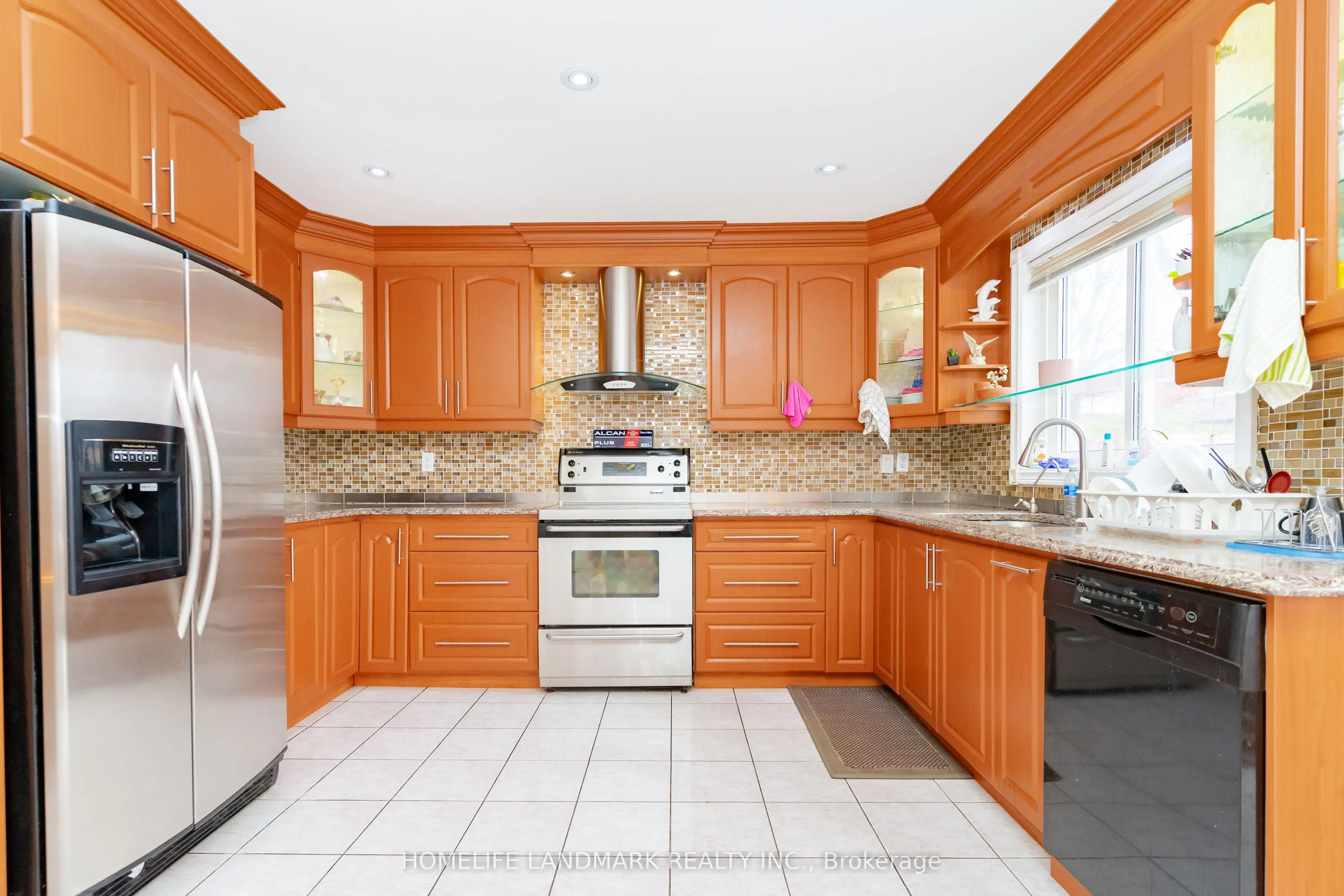 3211 Bloomfied Drive