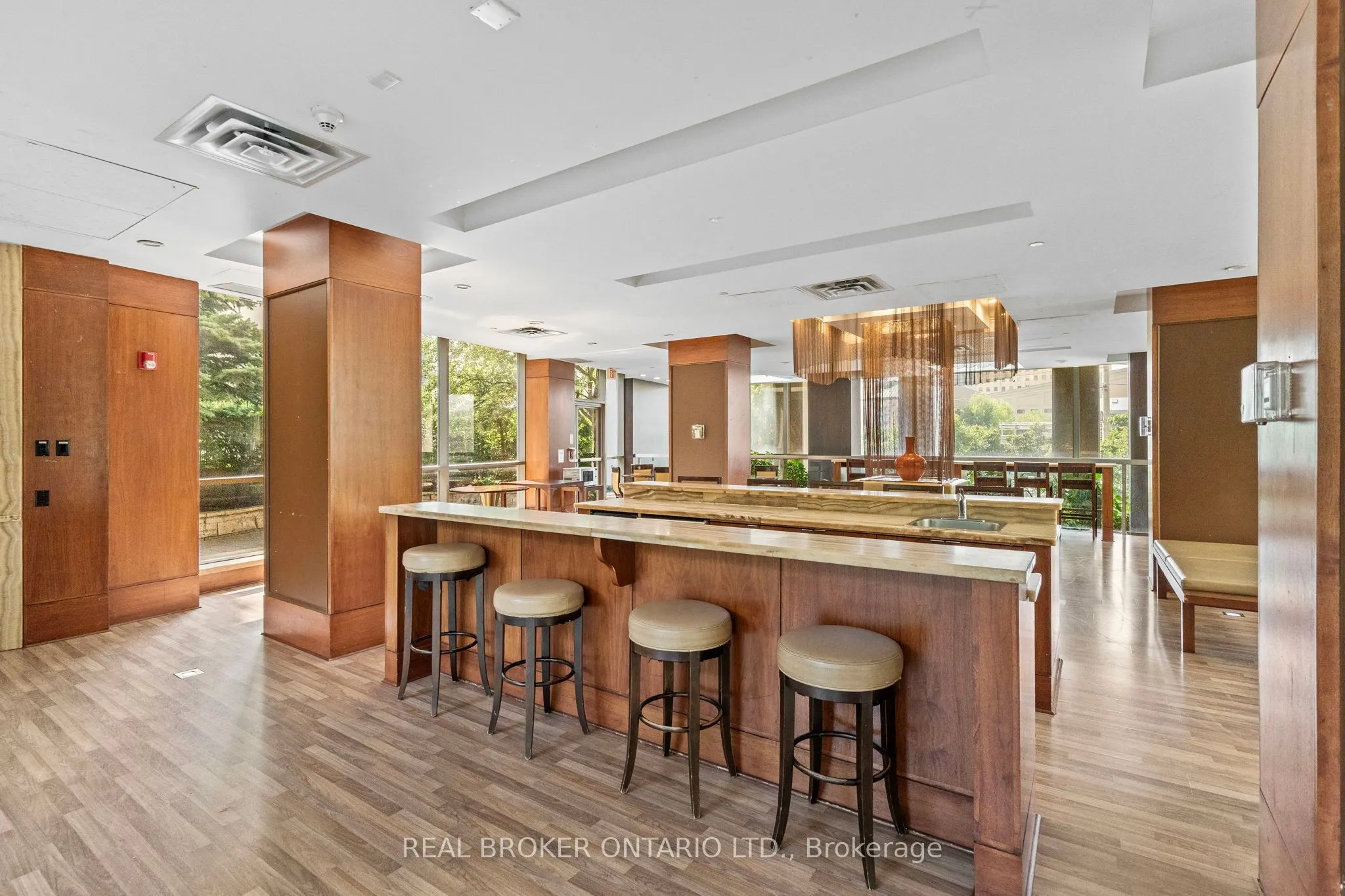 3888 Duke Of York Boulevard, #2530