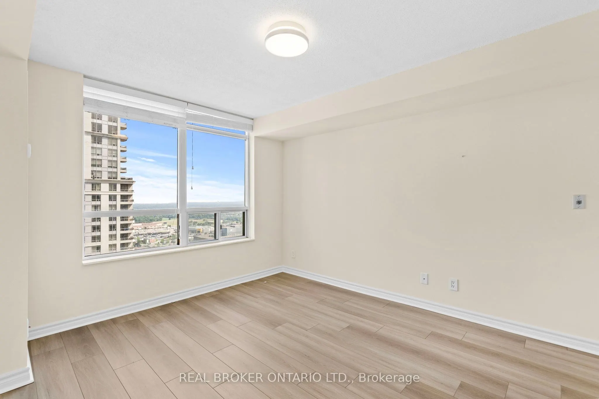 3888 Duke Of York Boulevard, #2530