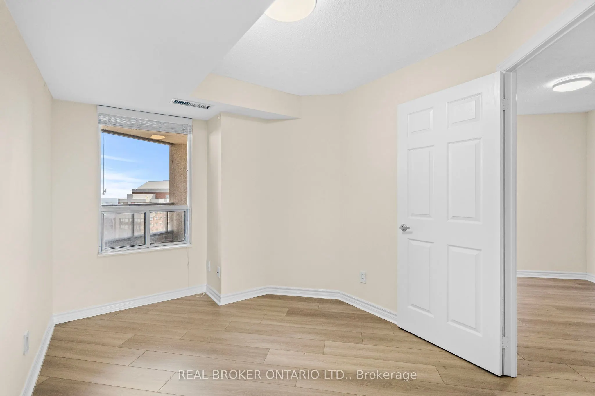 3888 Duke Of York Boulevard, #2530