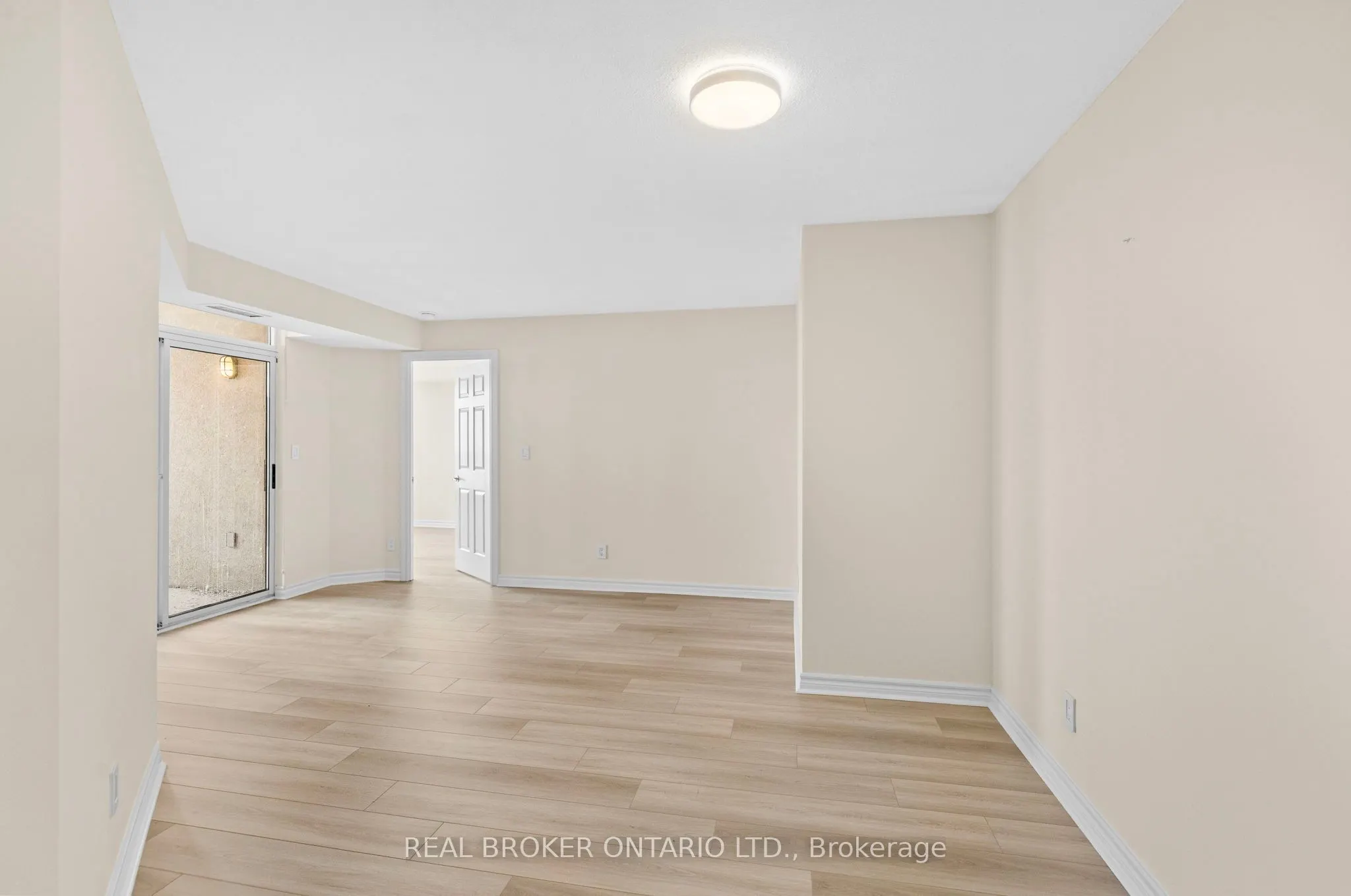 3888 Duke Of York Boulevard, #2530