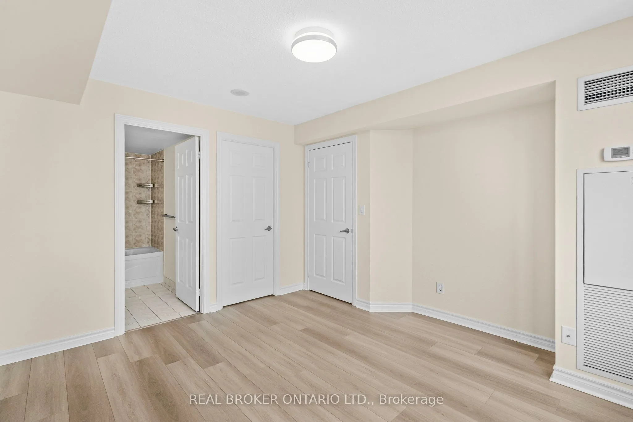 3888 Duke Of York Boulevard, #2530
