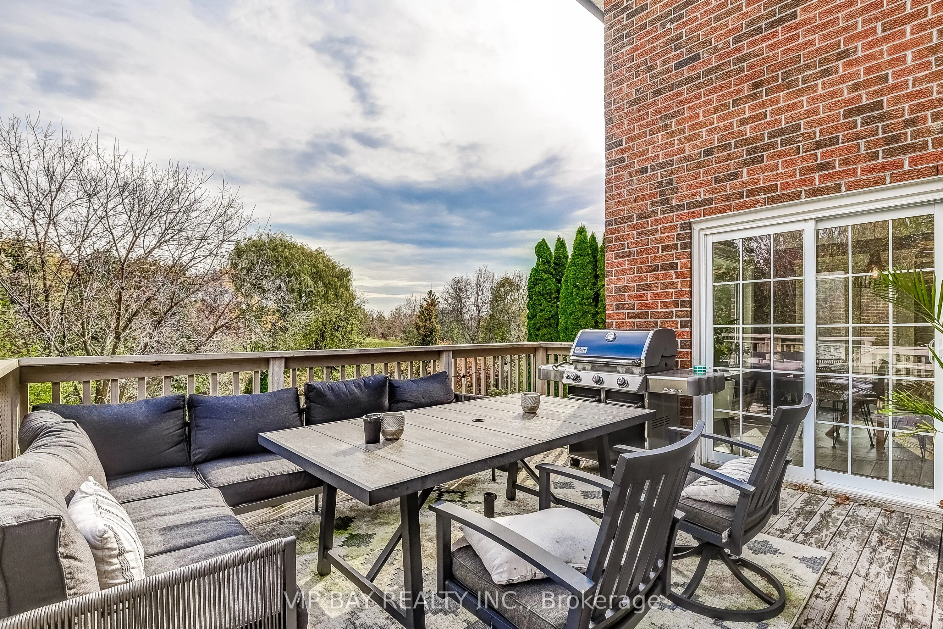 40 Dawnridge Trail