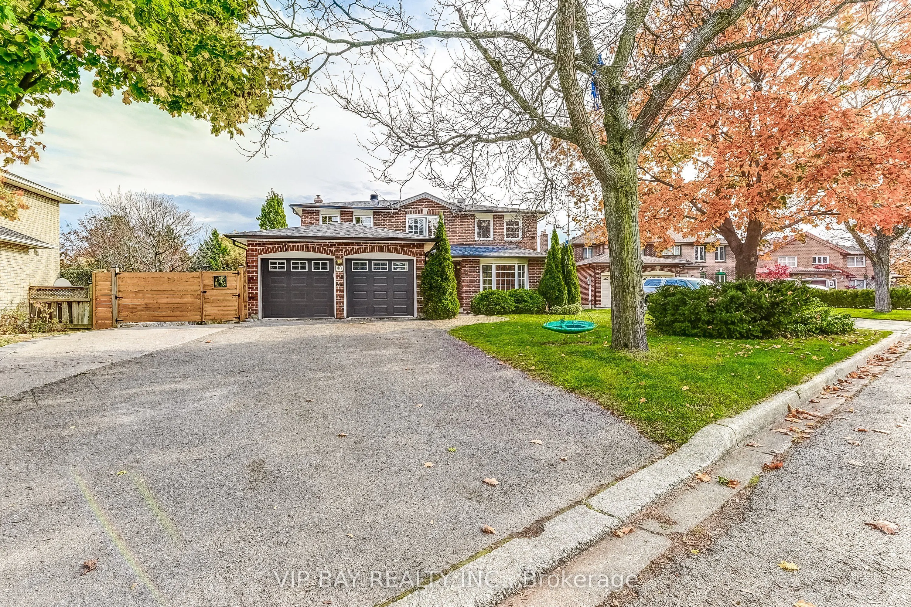 40 Dawnridge Trail