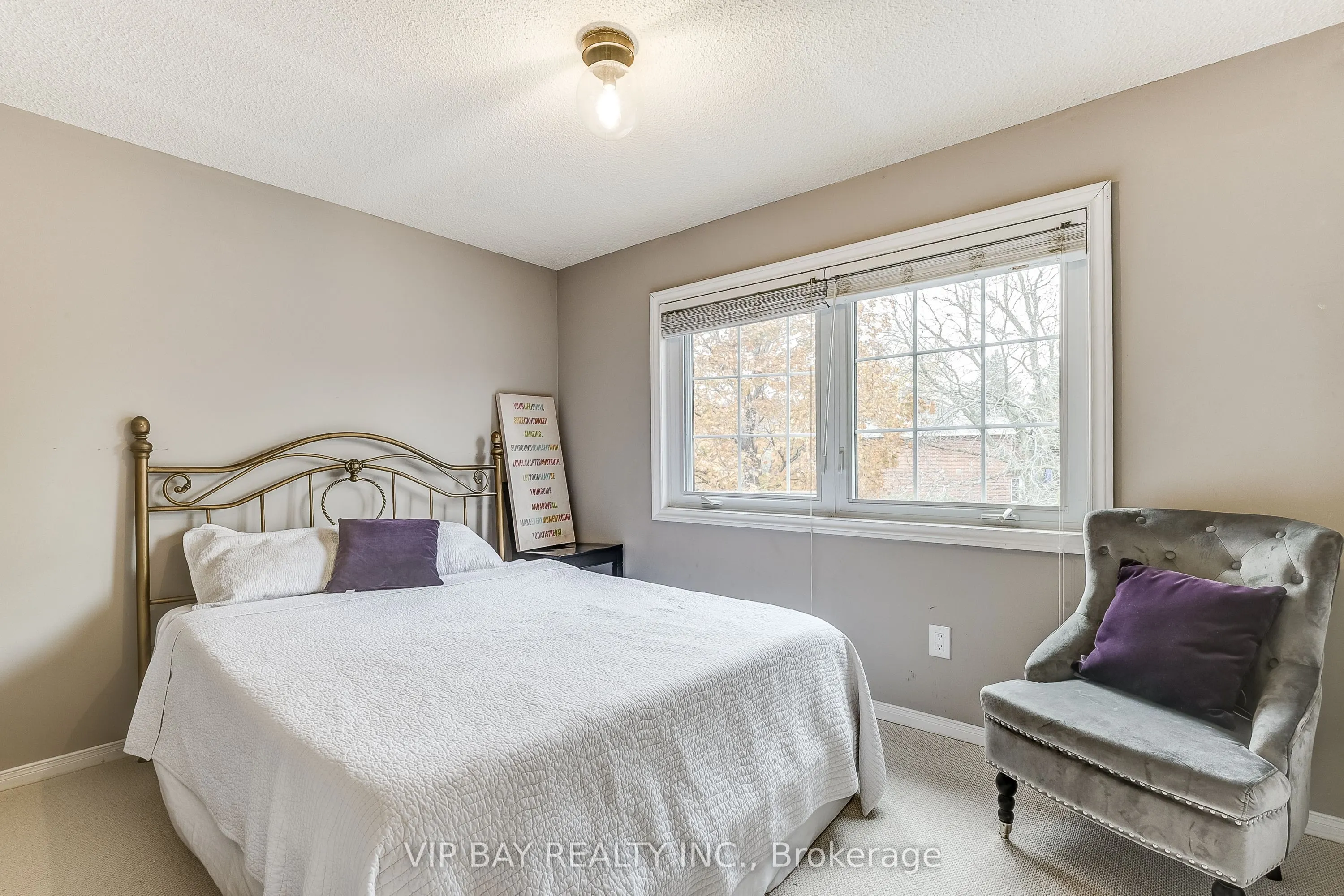 40 Dawnridge Trail