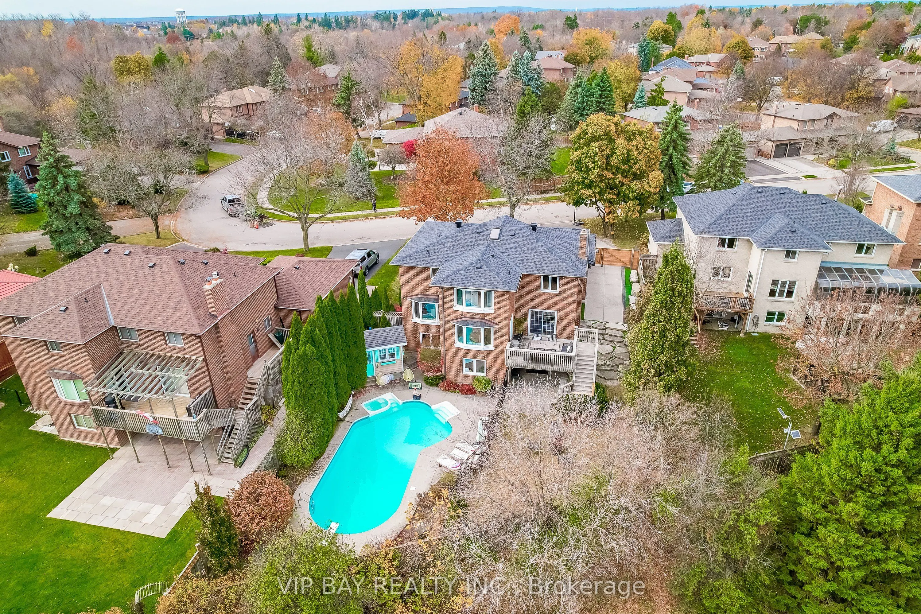40 Dawnridge Trail
