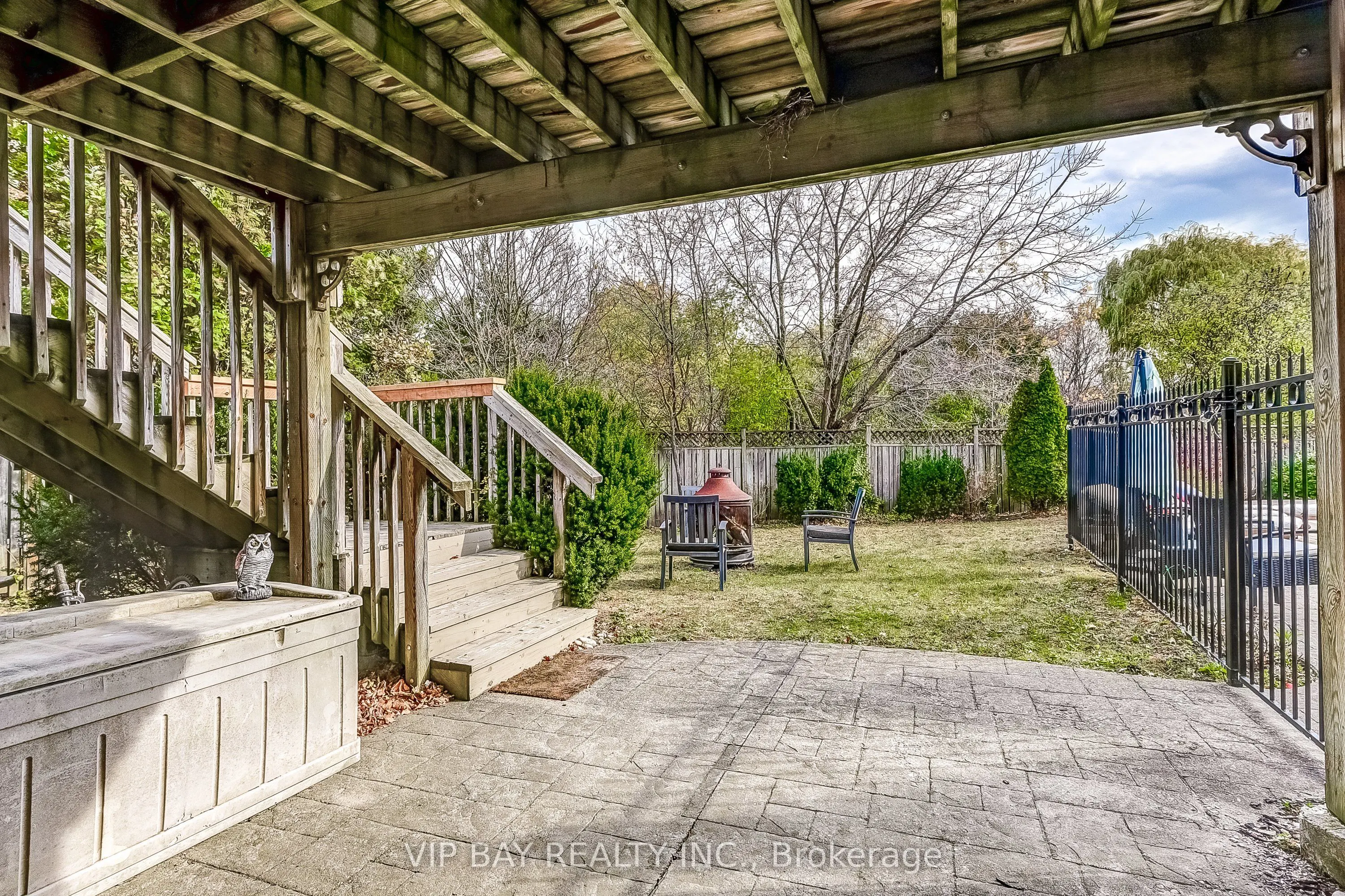 40 Dawnridge Trail
