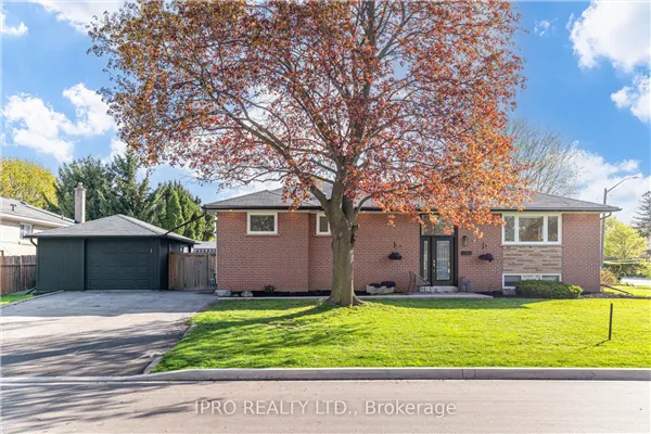 43 Sherwood Crescent