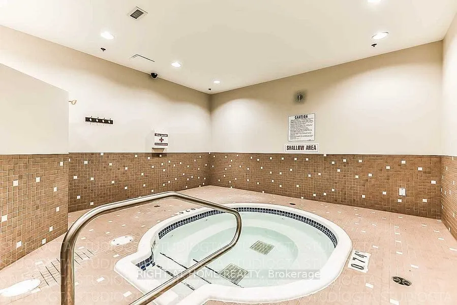 2 Fieldway Road, #313