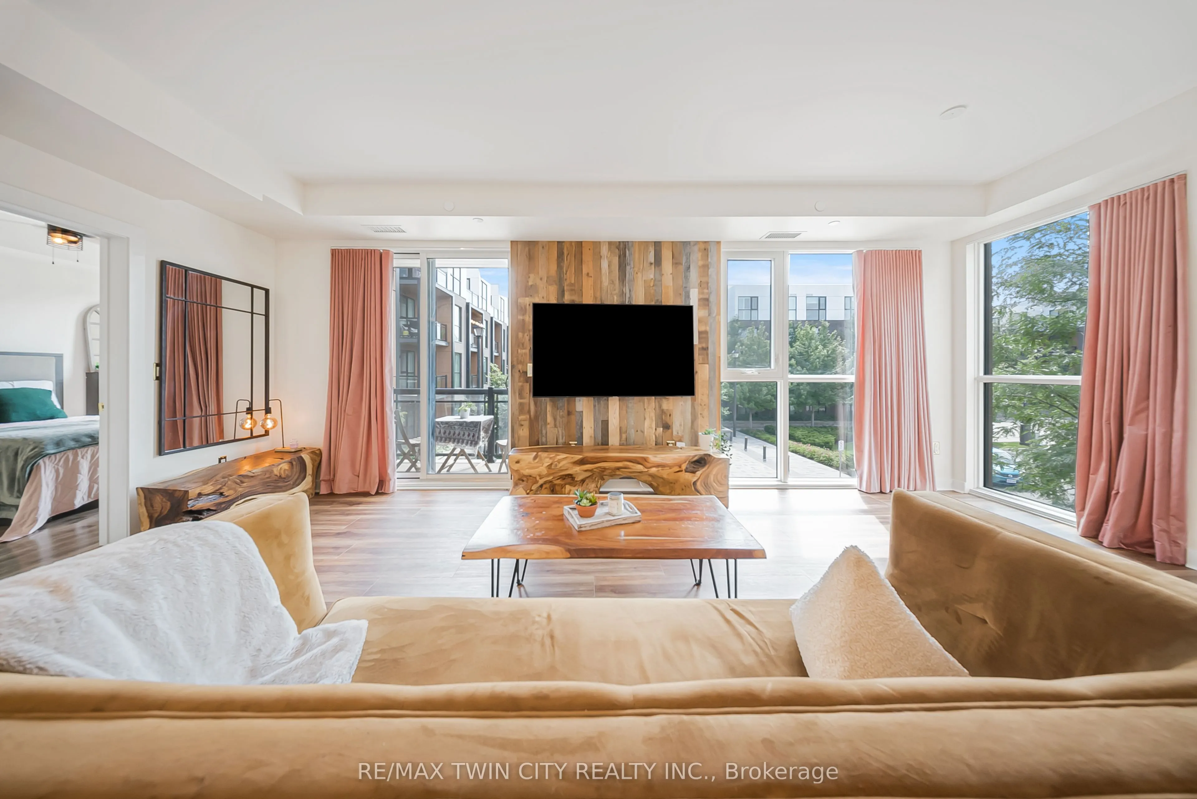 168 SABINA Drive, #214