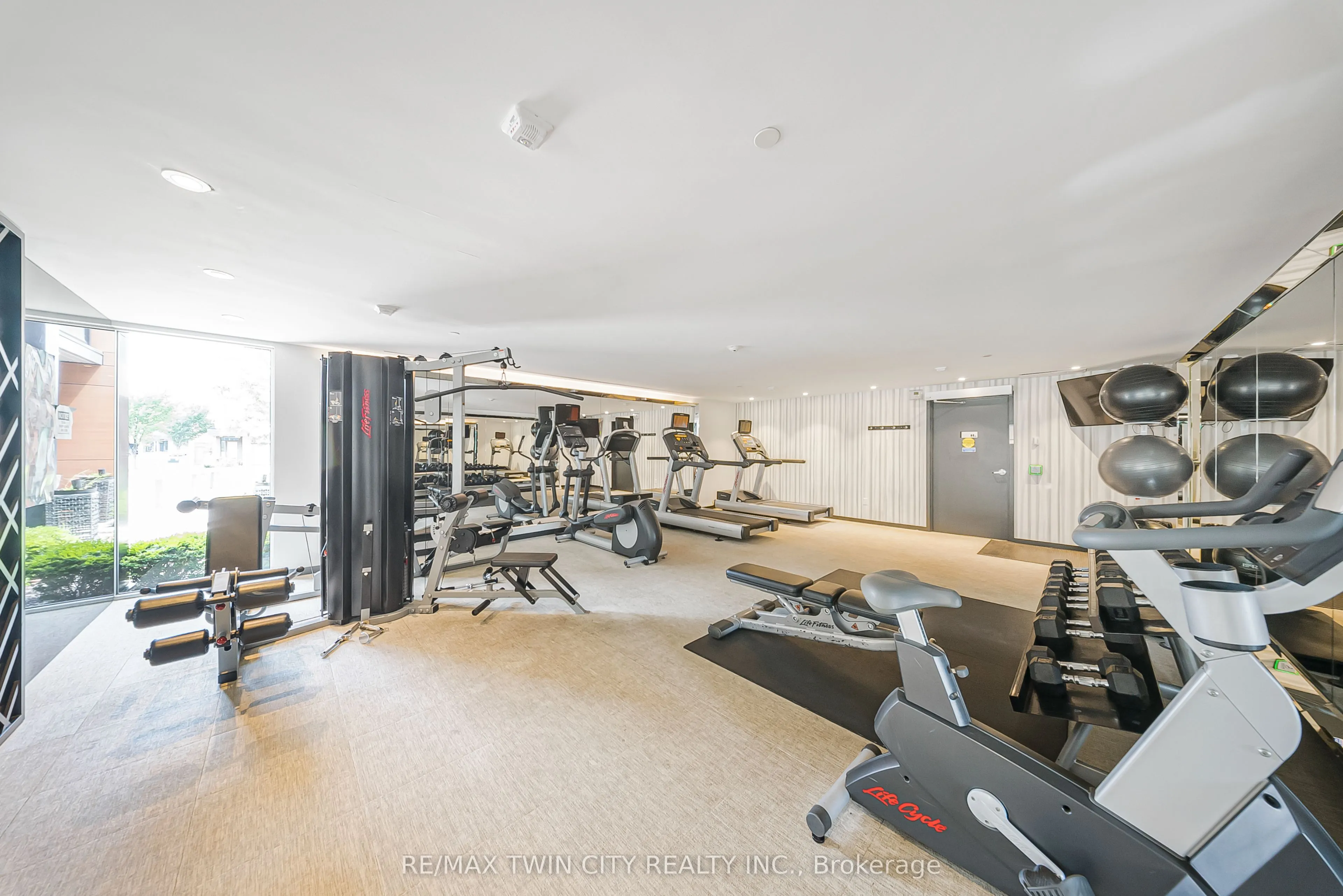 168 SABINA Drive, #214