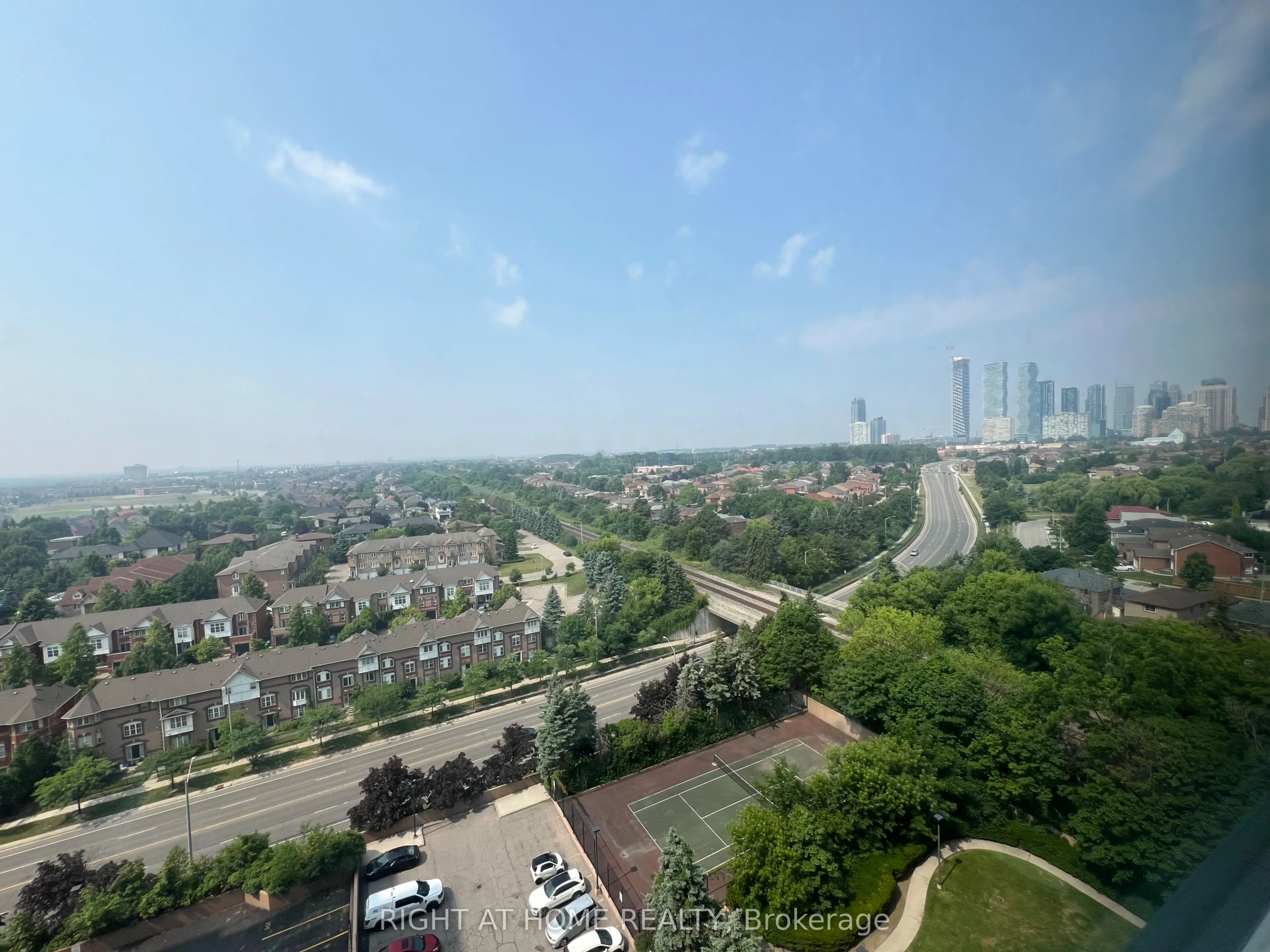 135 Hillcrest Avenue, #1507