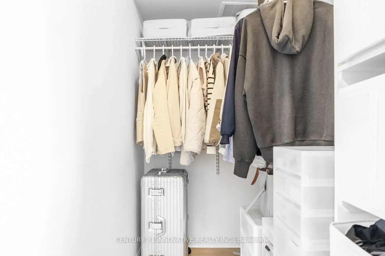 1 Beckenrose Court, #19