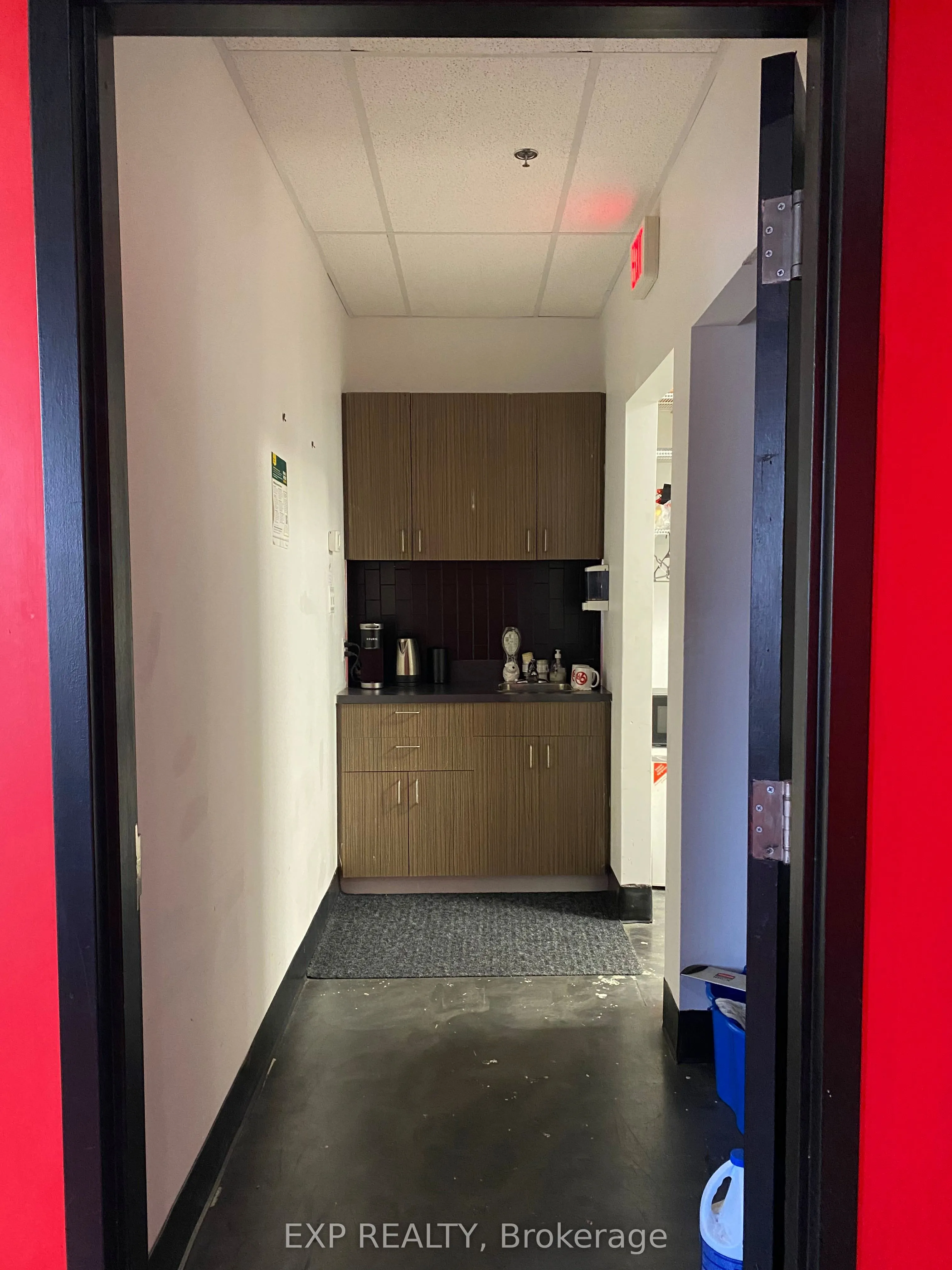 1865 Lakeshore Road W, #13
