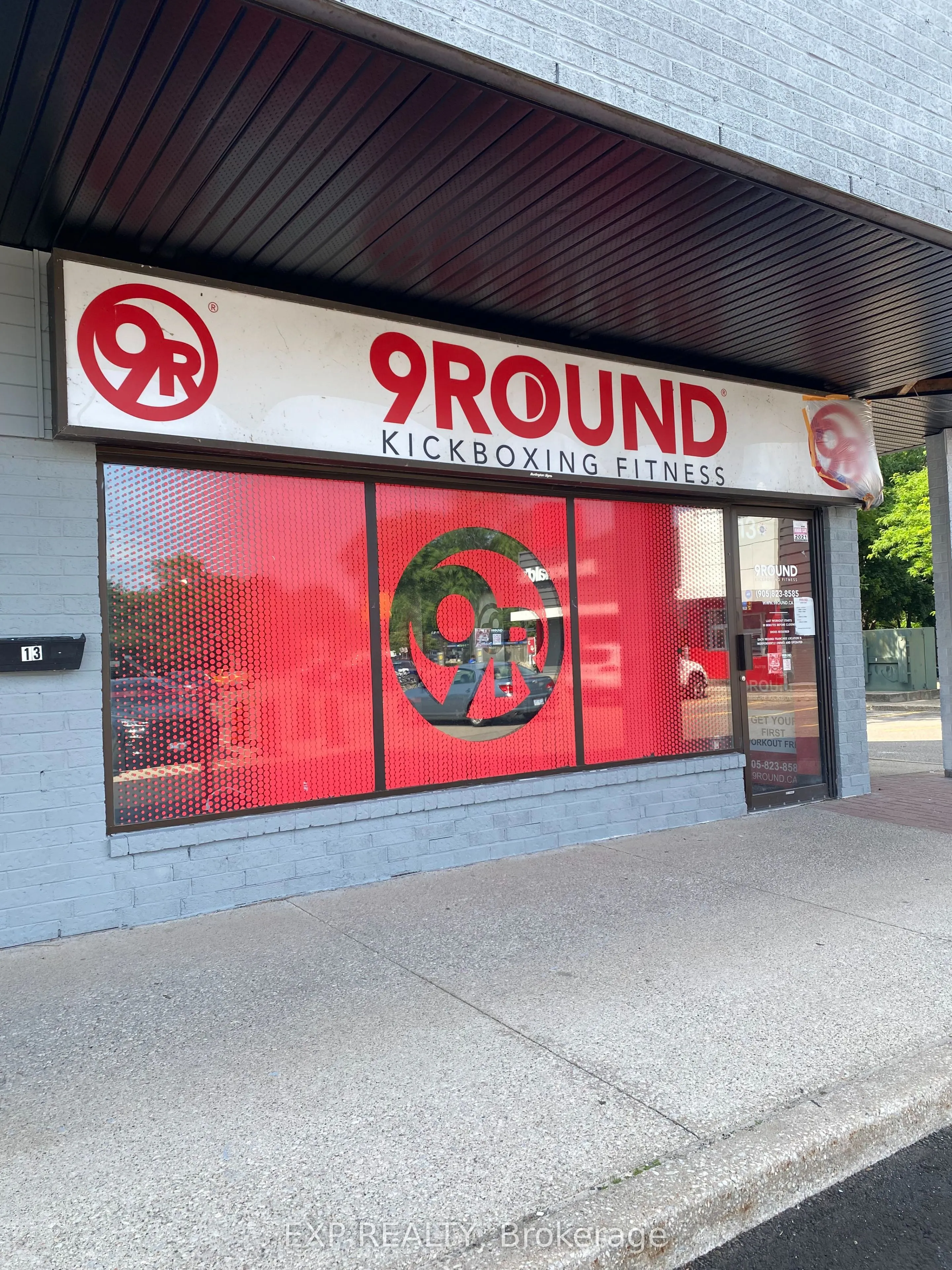 1865 Lakeshore Road W, #13