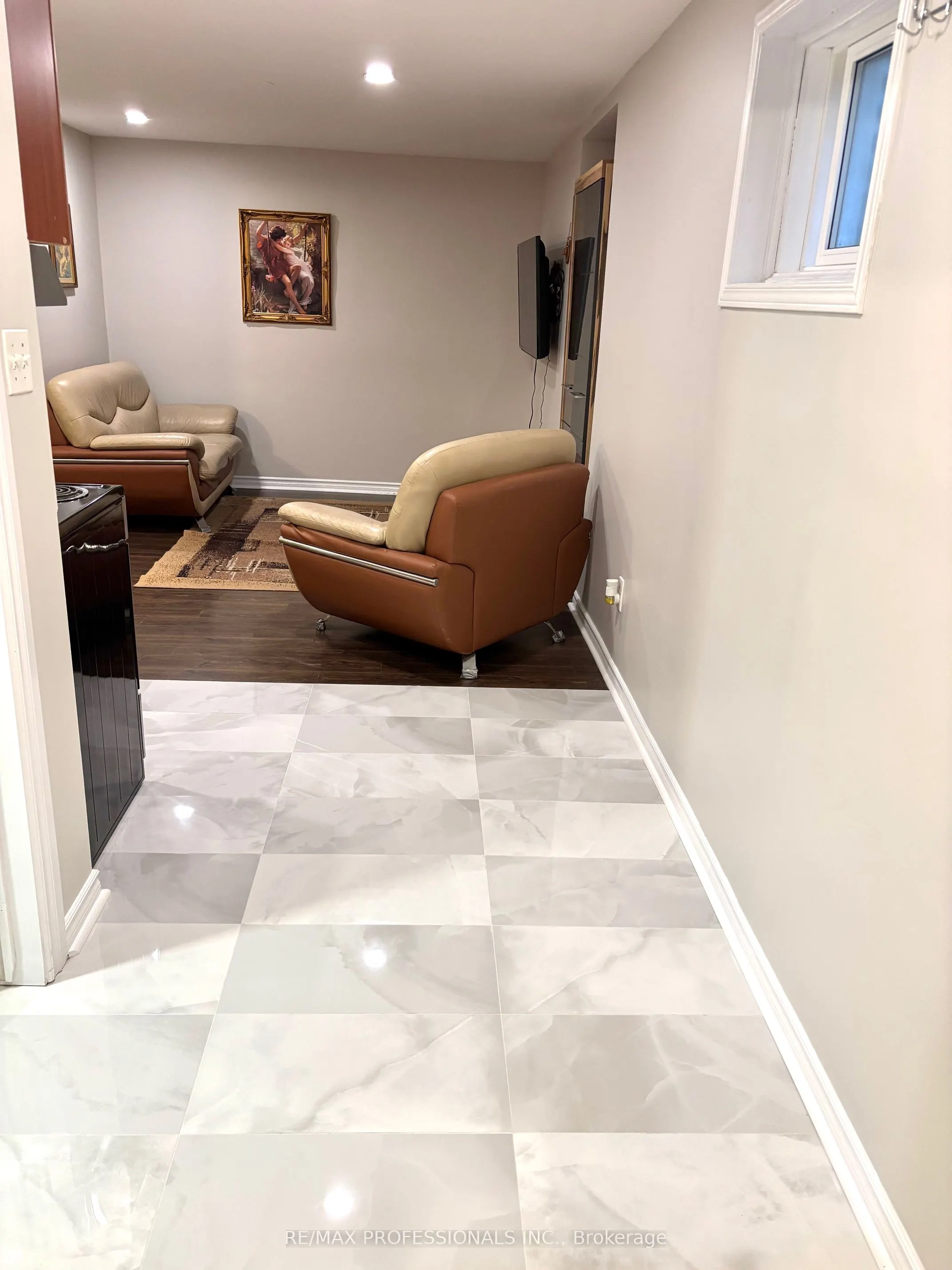 4050 Molly Avenue, #Basement