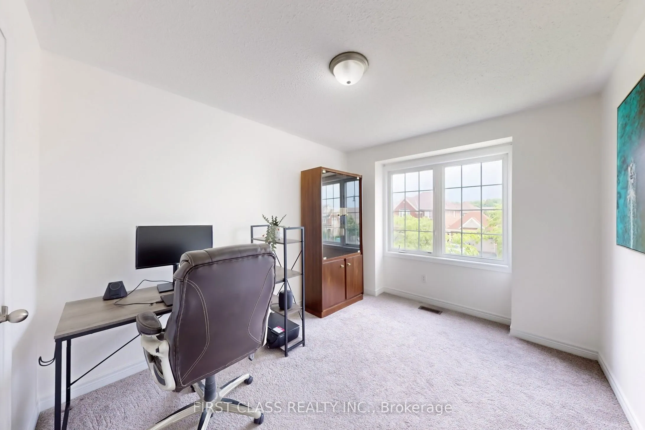 128 Sky Harbour Drive