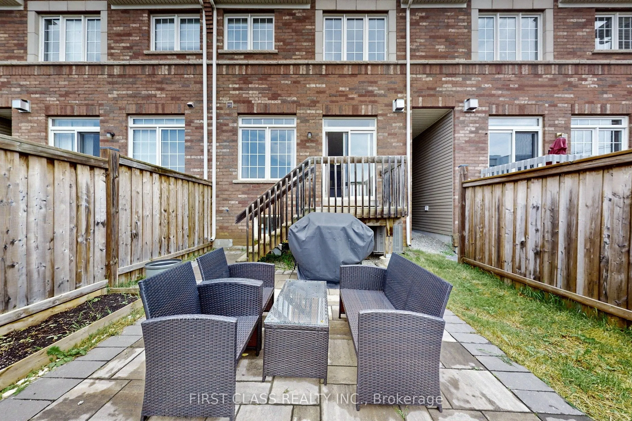 128 Sky Harbour Drive