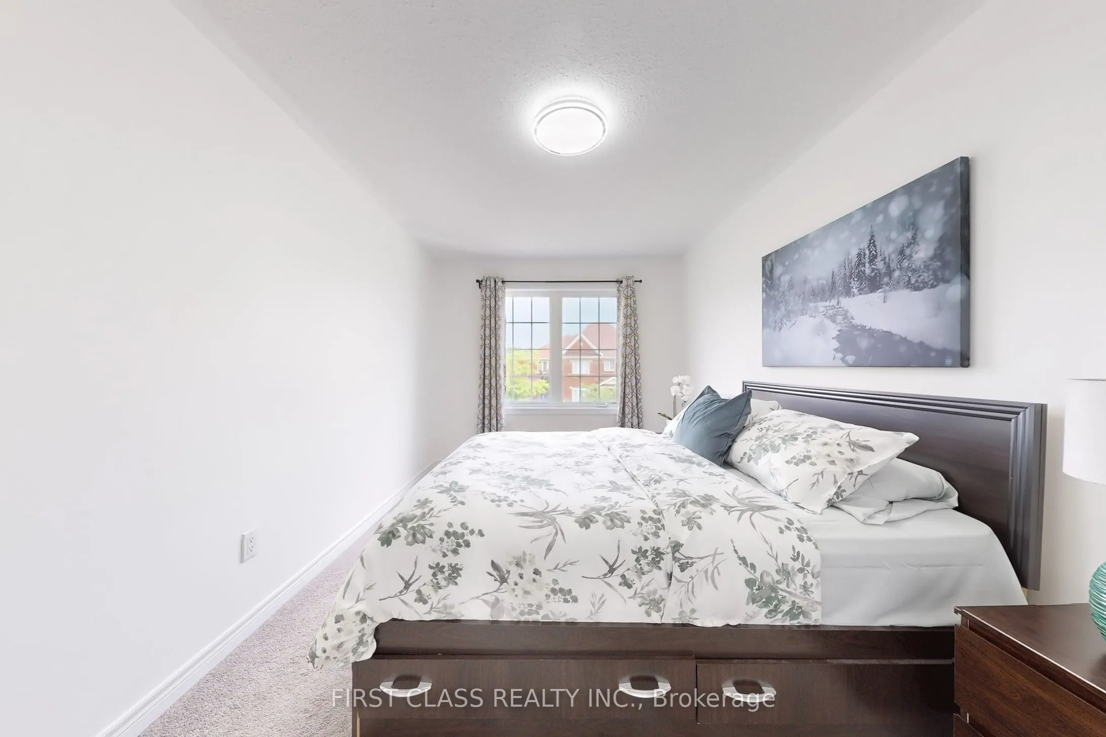 128 Sky Harbour Drive