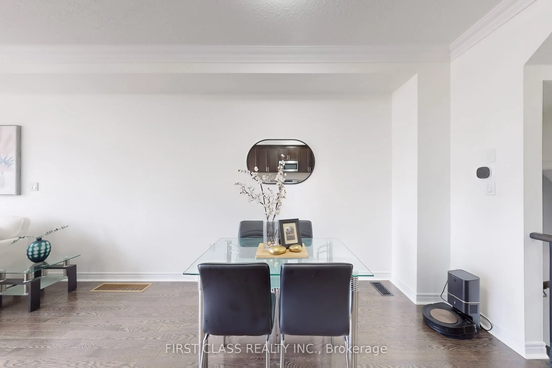 128 Sky Harbour Drive