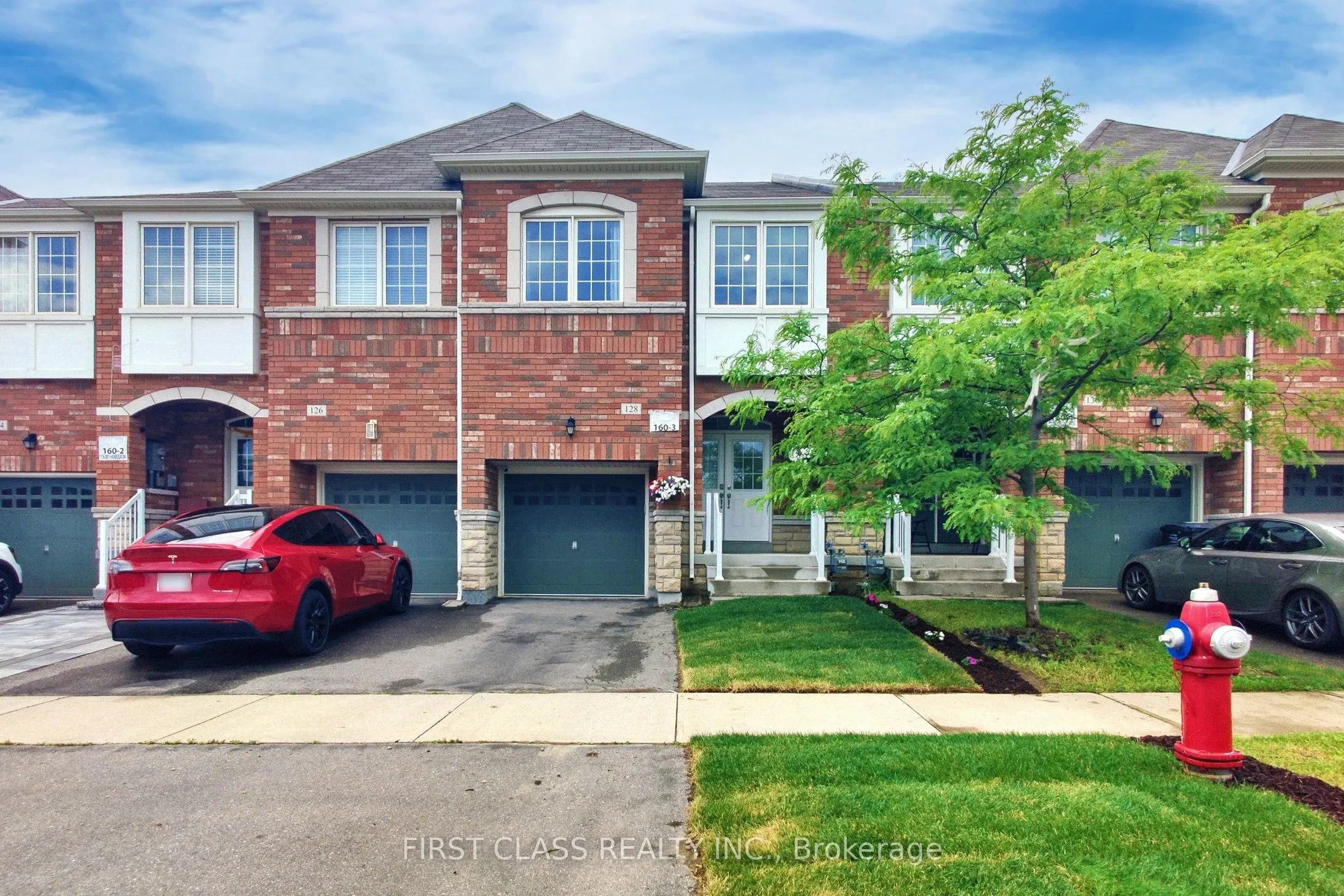 128 Sky Harbour Drive