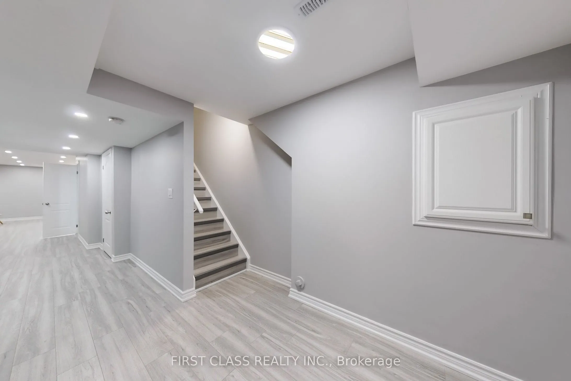 128 Sky Harbour Drive