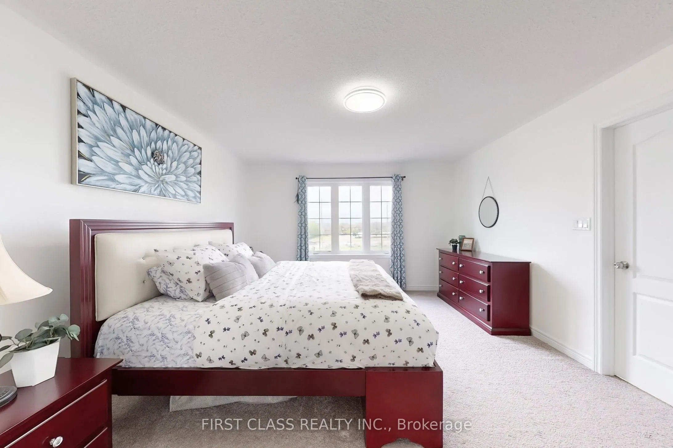 128 Sky Harbour Drive