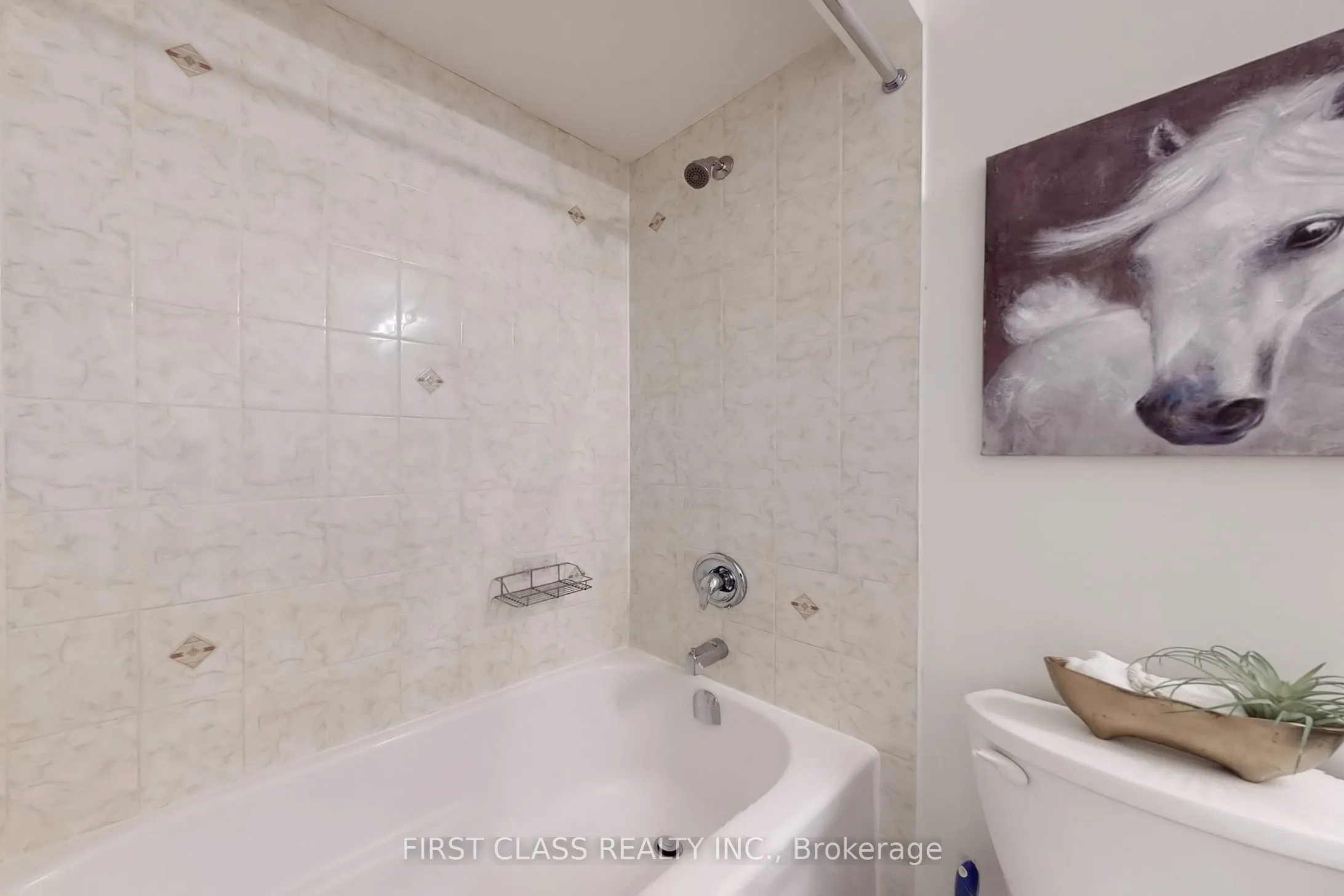 128 Sky Harbour Drive