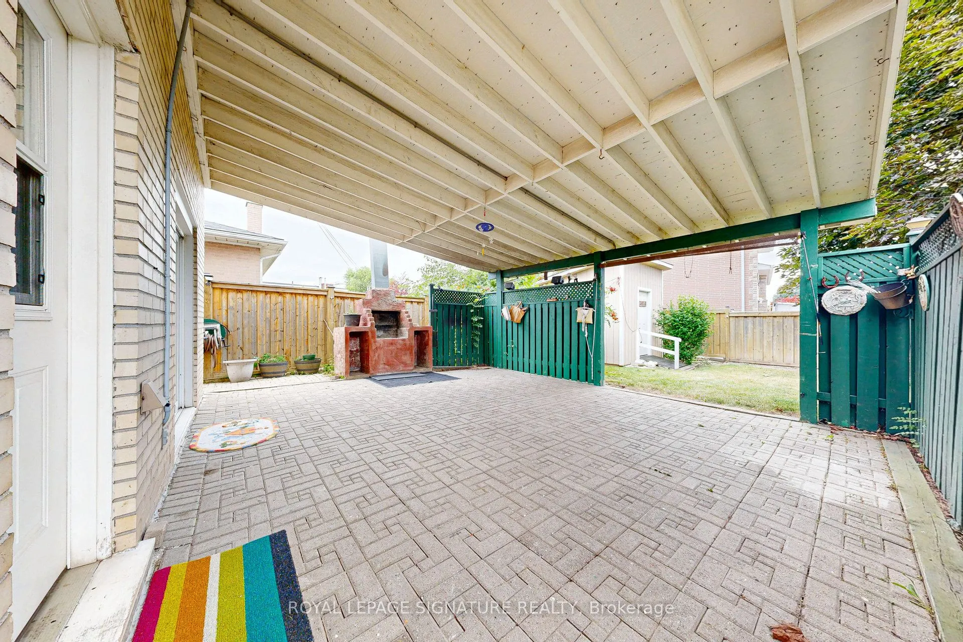 63 Sparrow Avenue