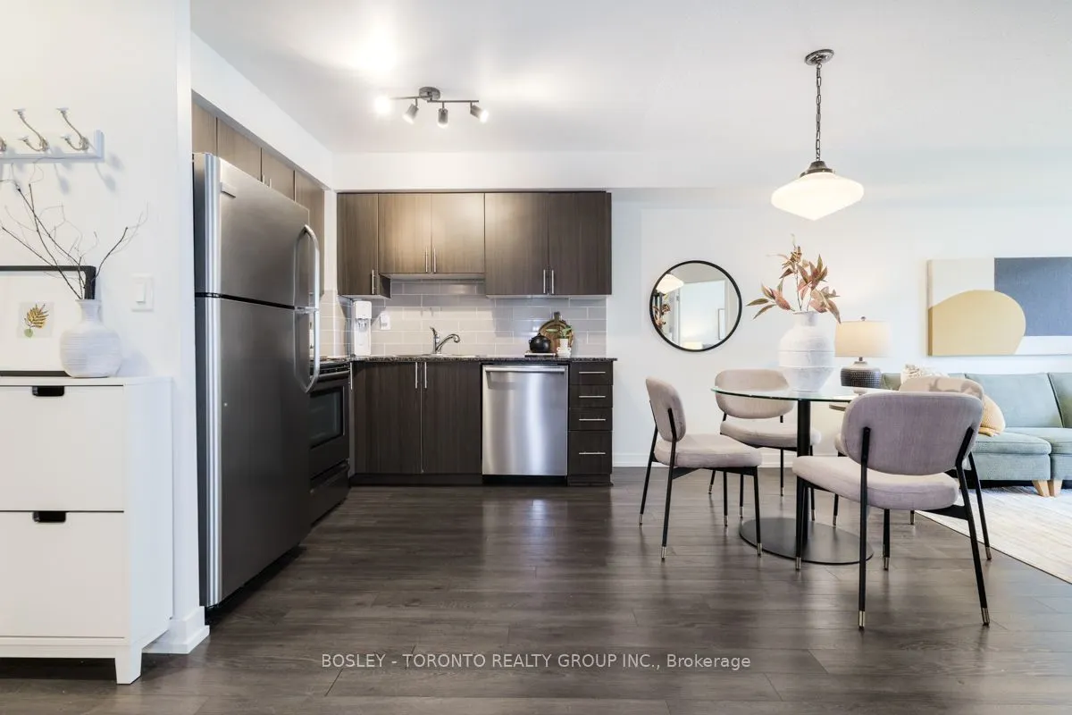812 Lansdowne Avenue, #720