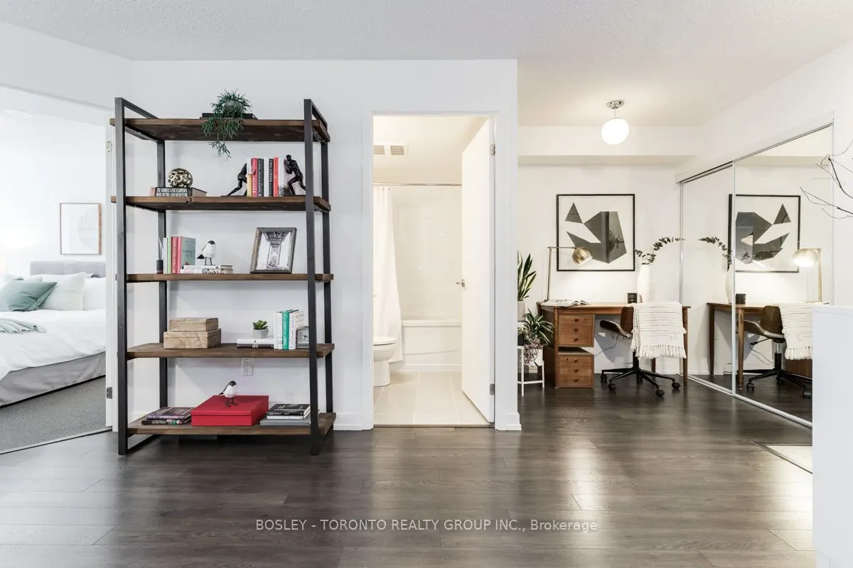 812 Lansdowne Avenue, #720