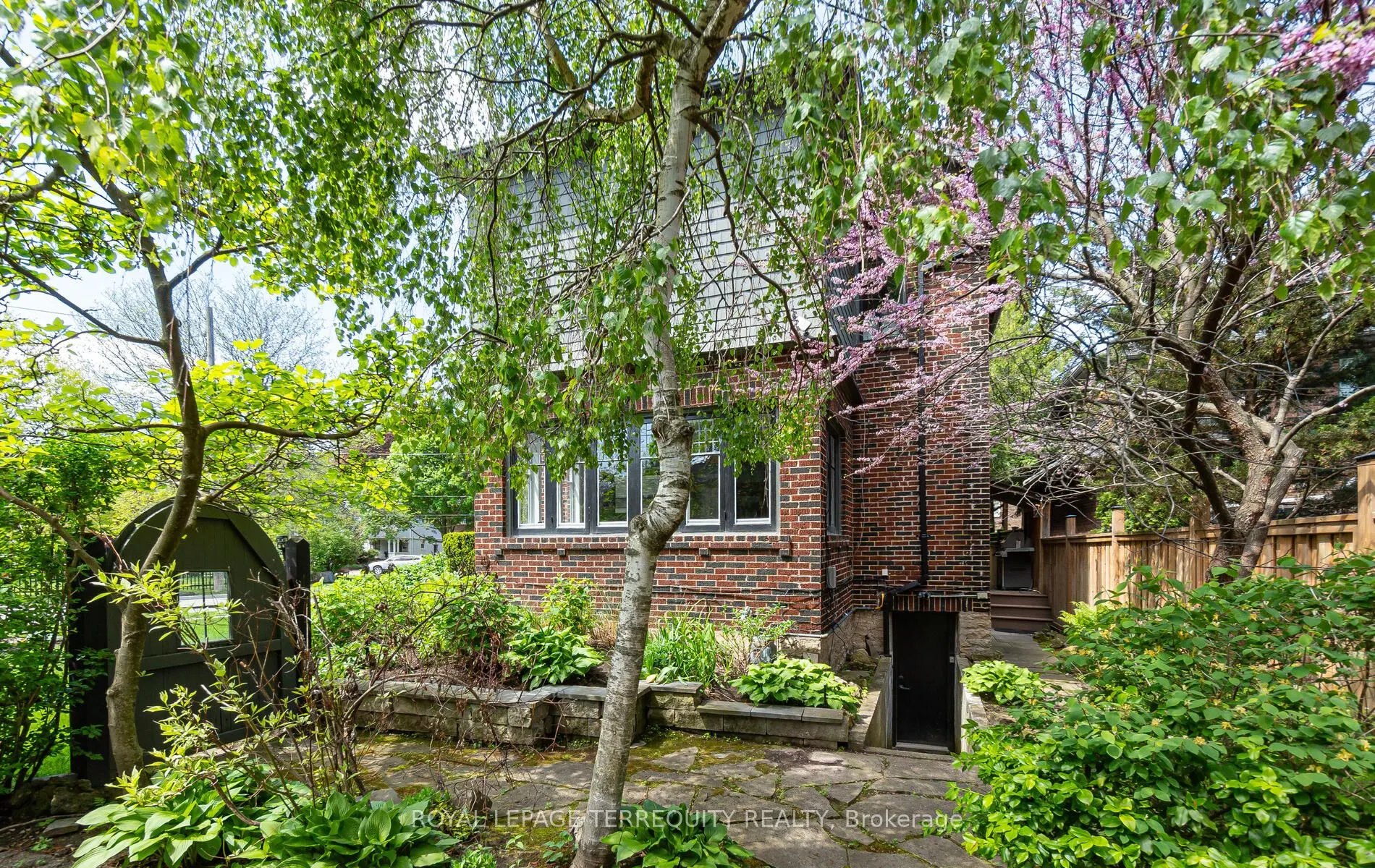 59 Baby Point Road