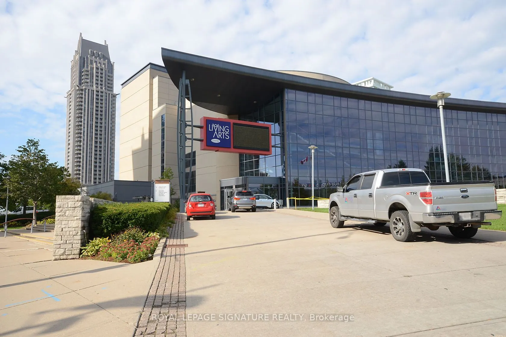 339 Rathburn Road, #1809