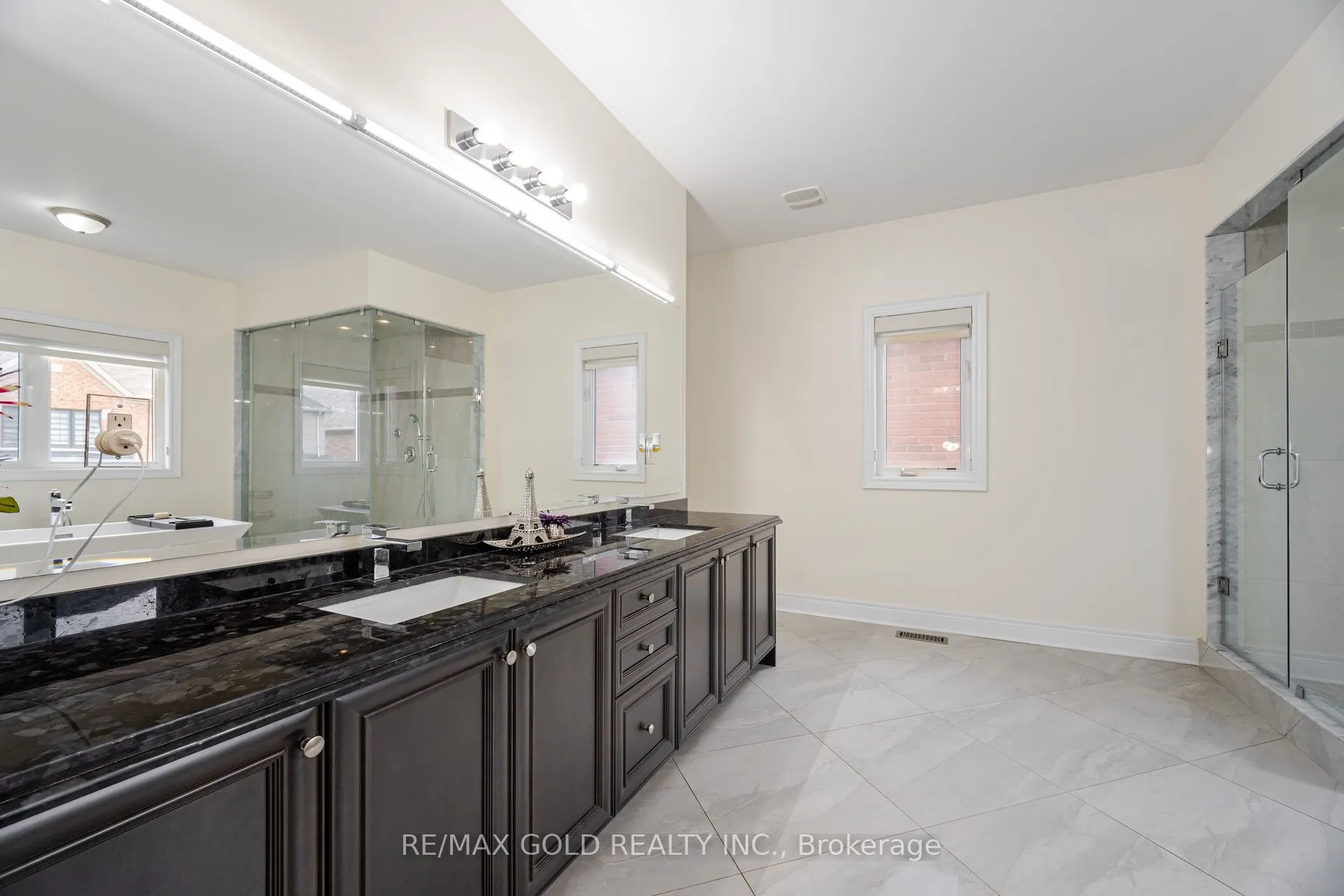 106 Rising Hill Ridge