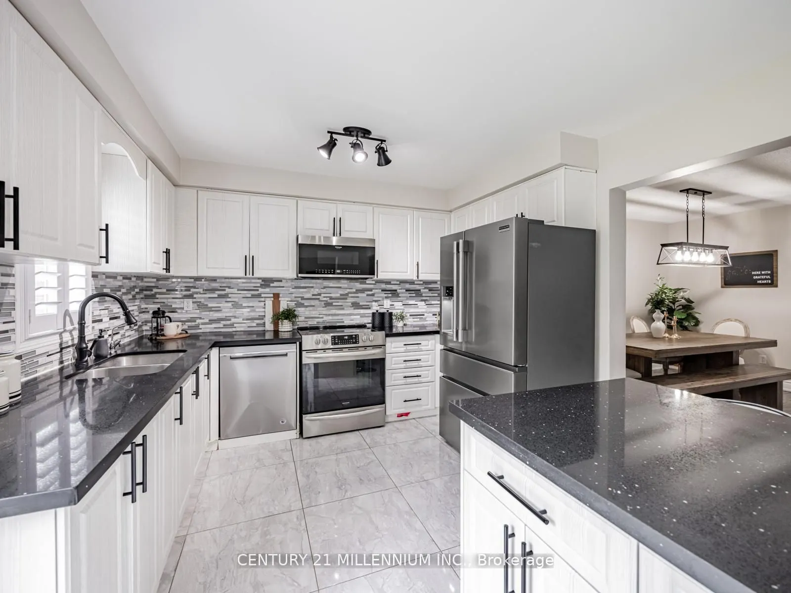 325 Marshall Crescent