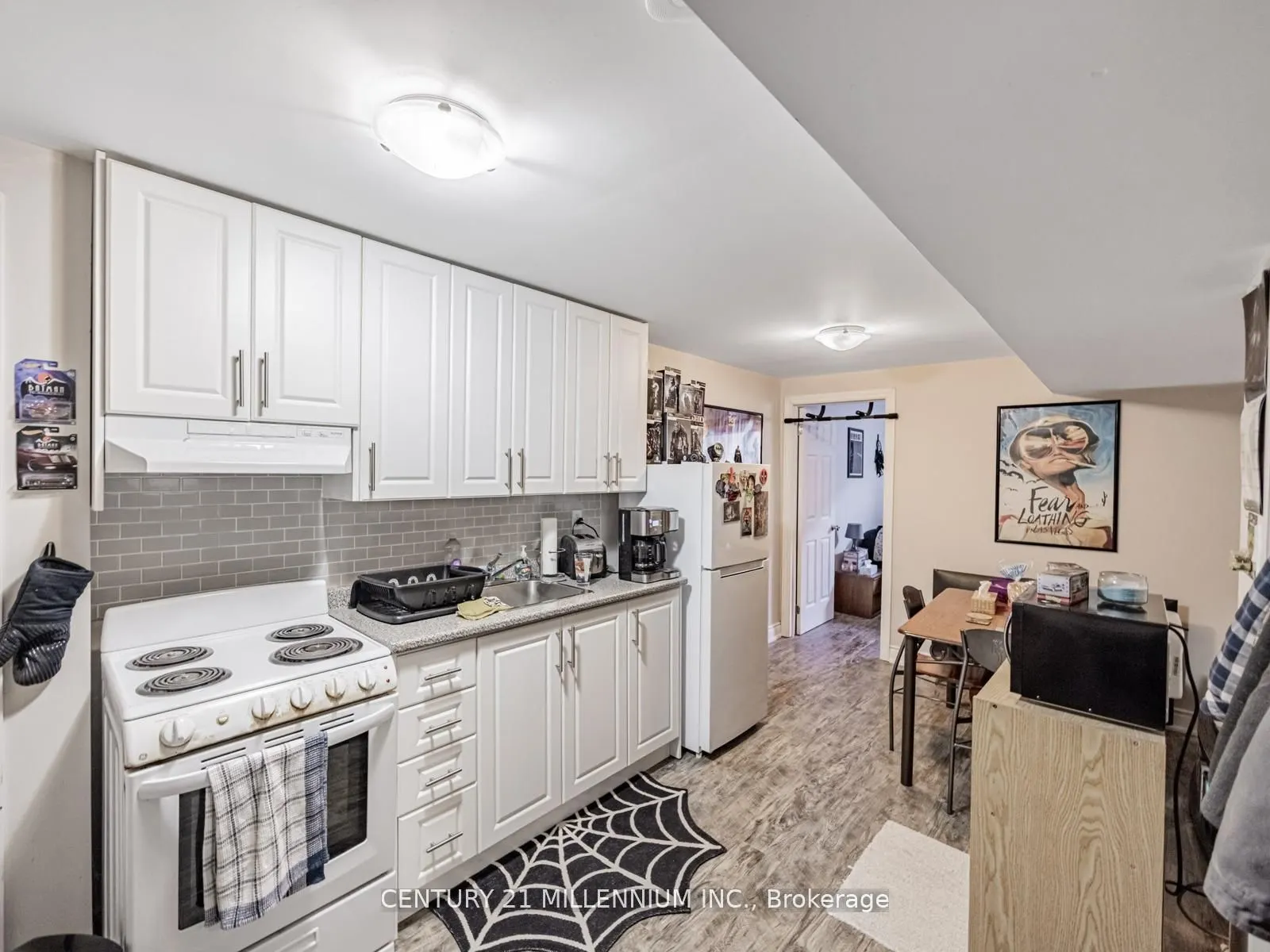 325 Marshall Crescent