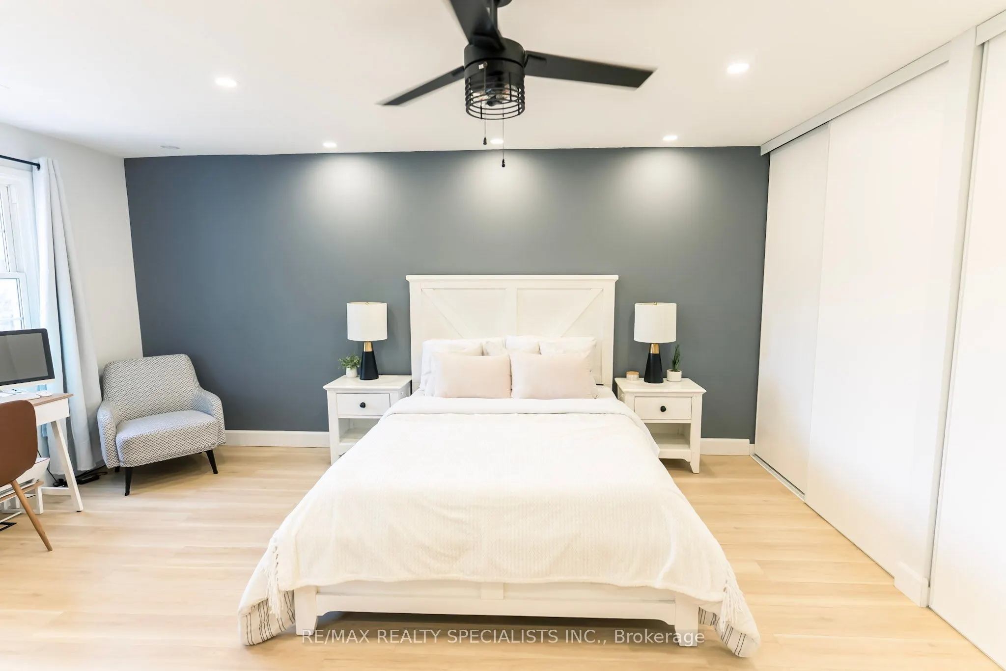 2120 Rathburn Road, #102
