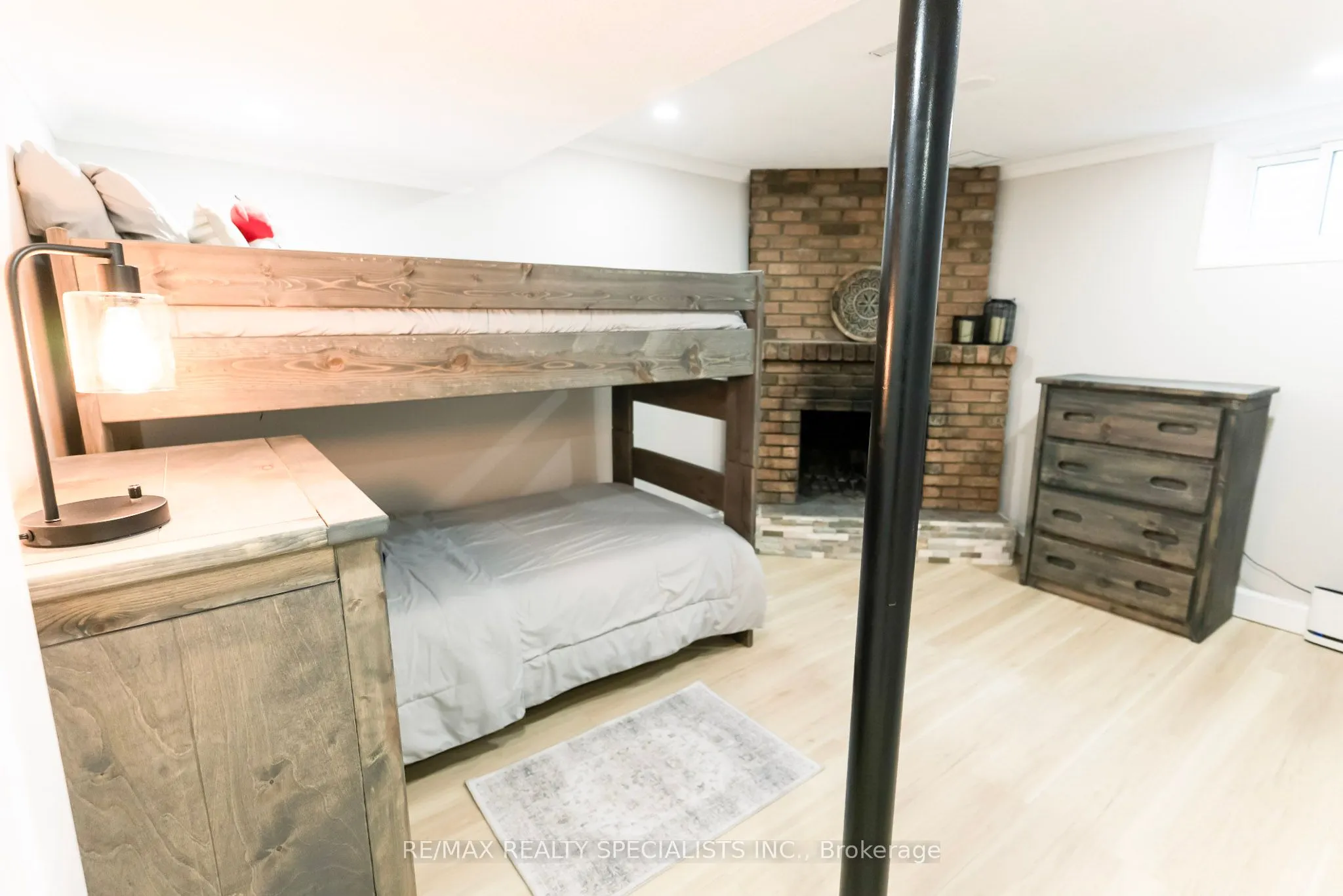 2120 Rathburn Road, #102