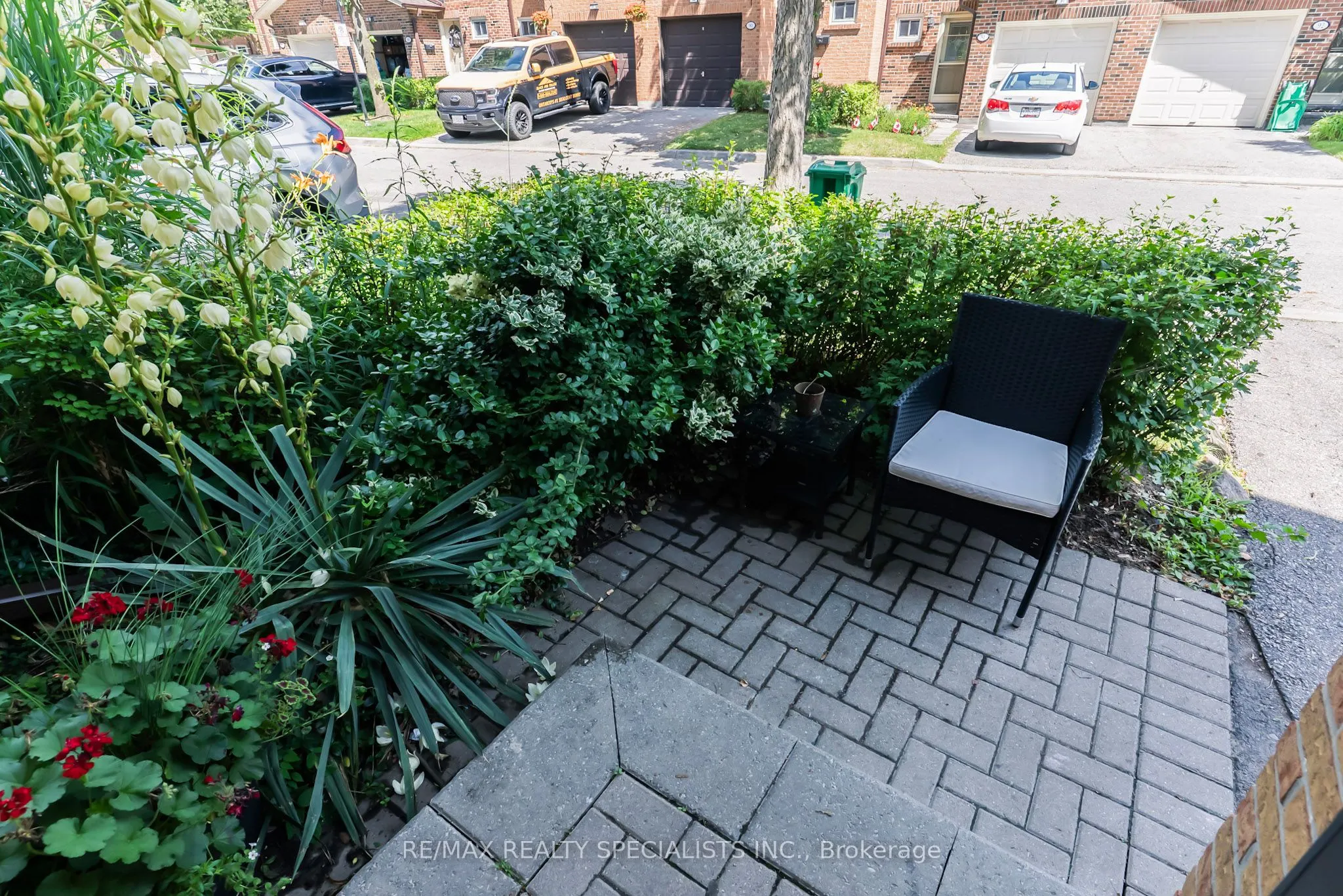 2120 Rathburn Road, #102