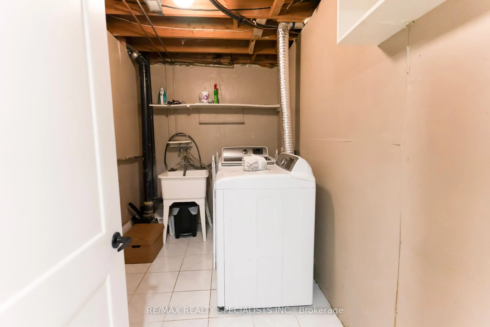 2120 Rathburn Road, #102