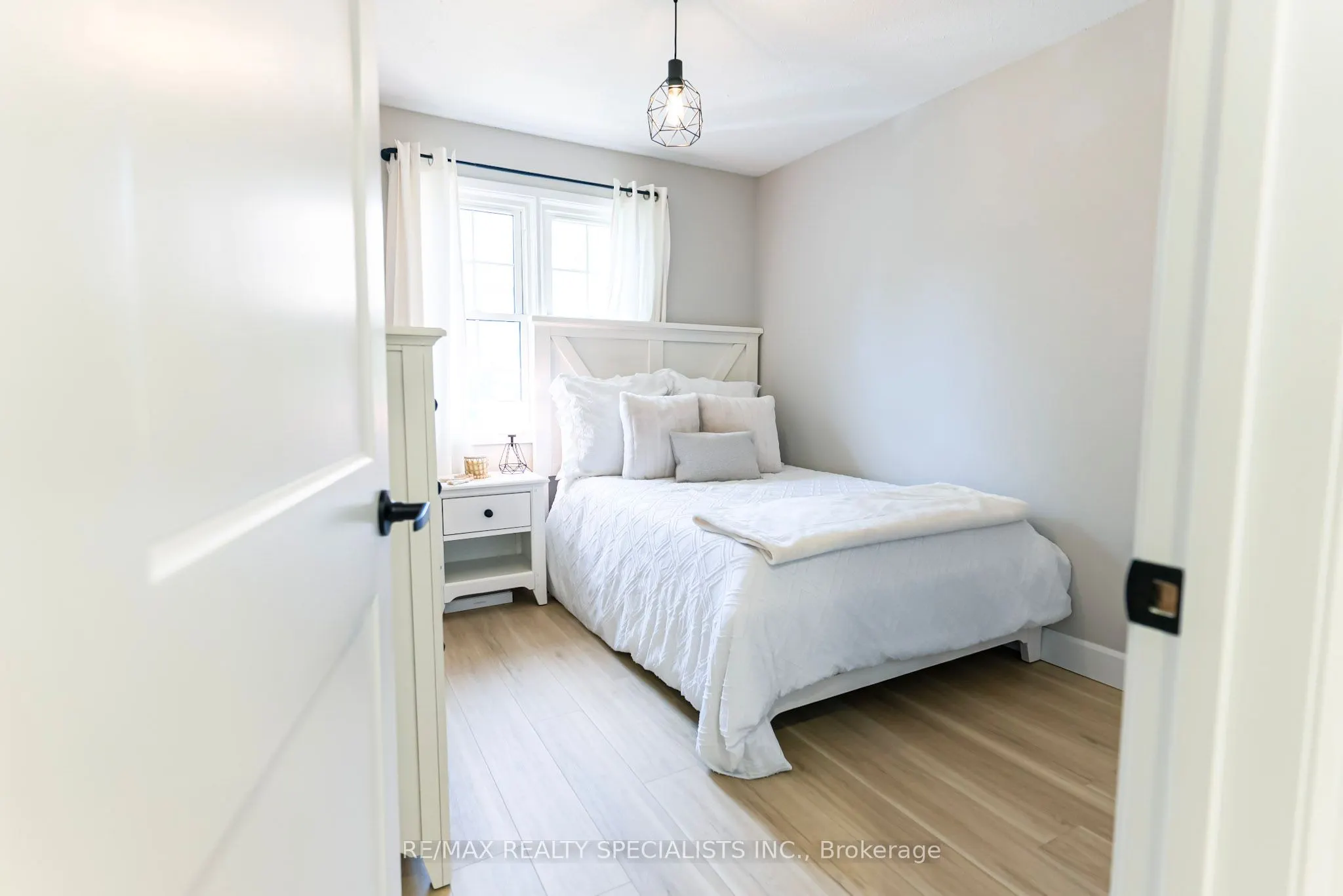 2120 Rathburn Road, #102