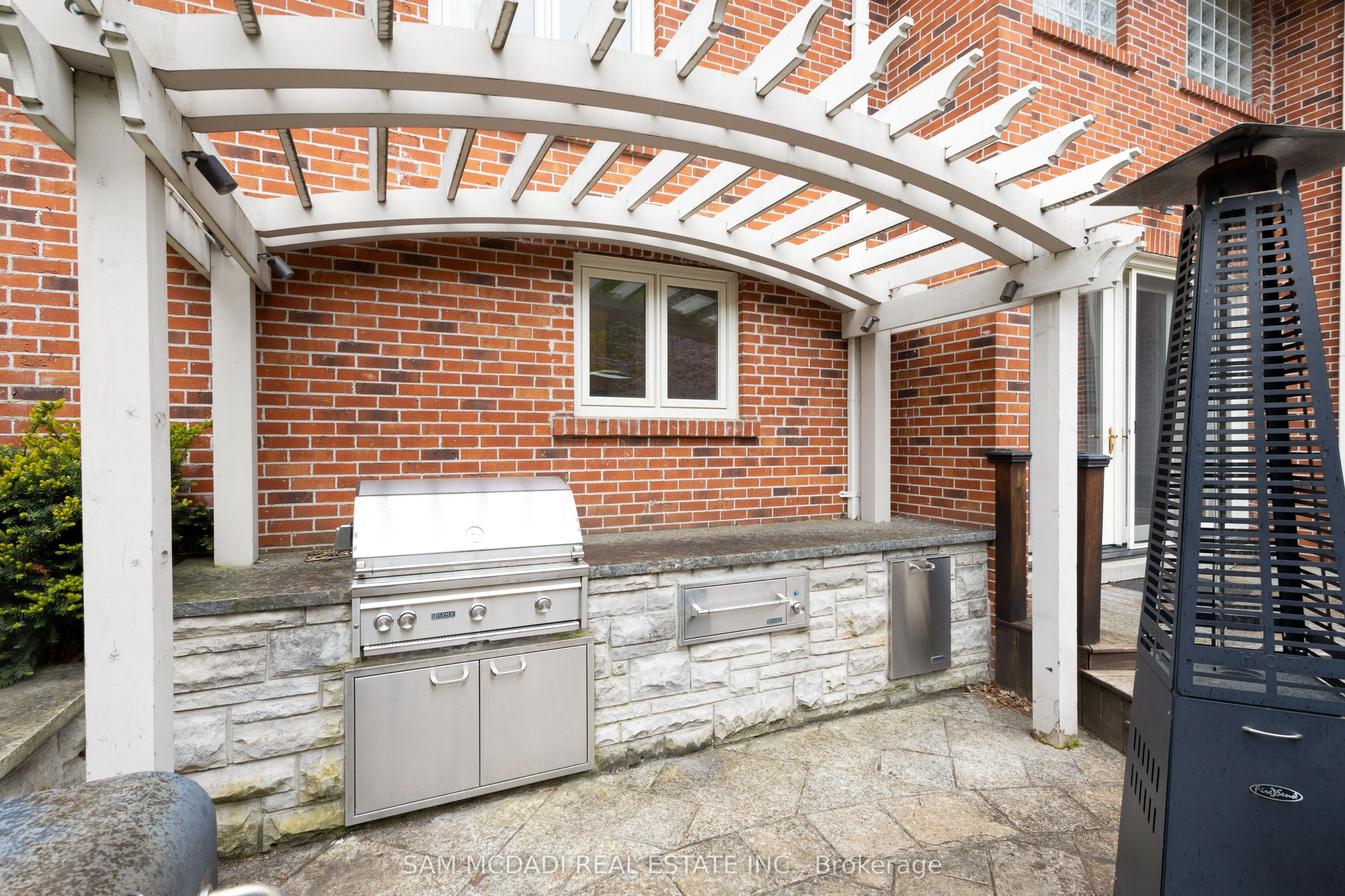 2173 Shawanaga Trail